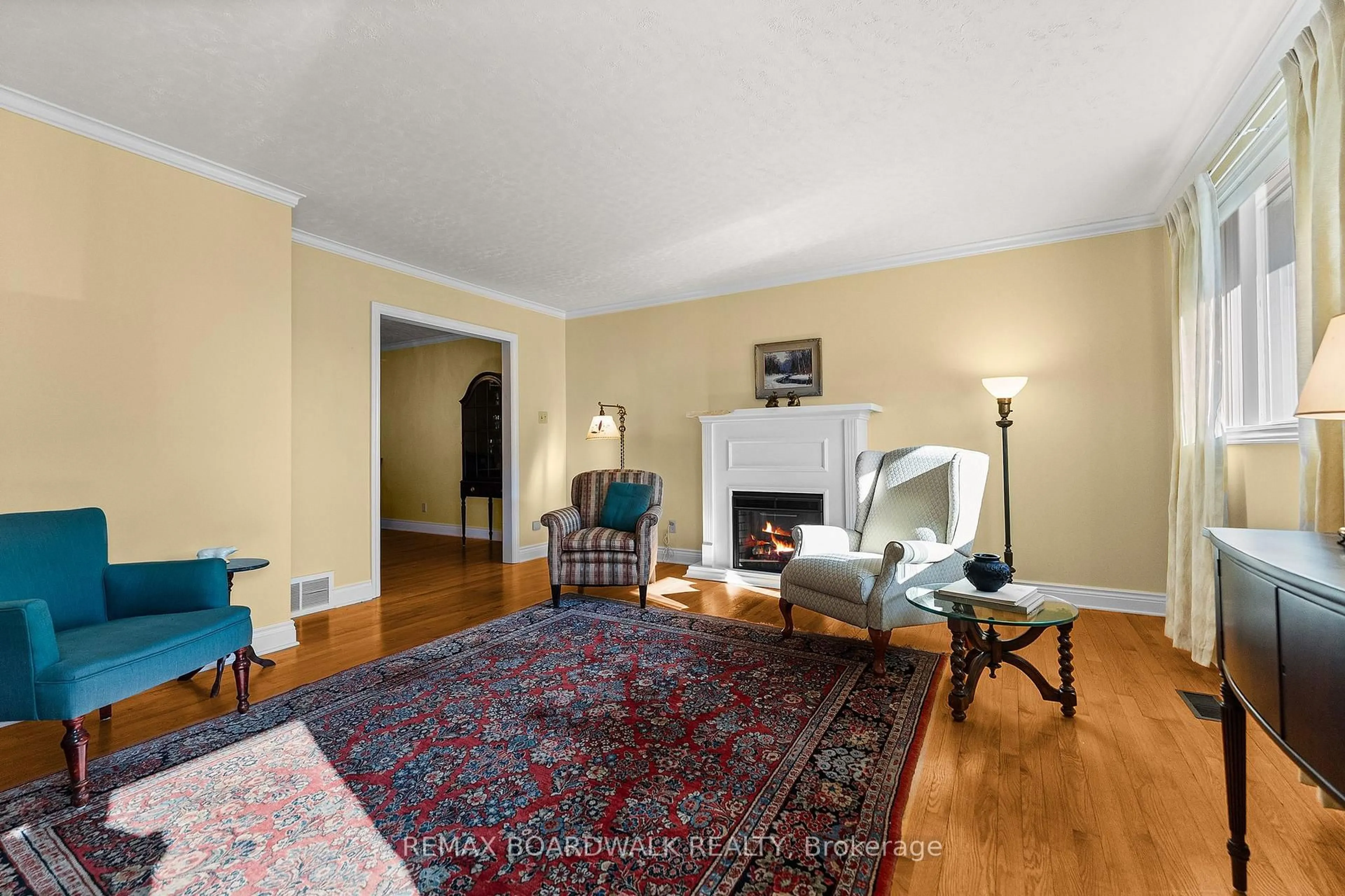 Living room with furniture, unknown for 3572 Woodroffe Ave, Barrhaven Ontario K2J 4G7