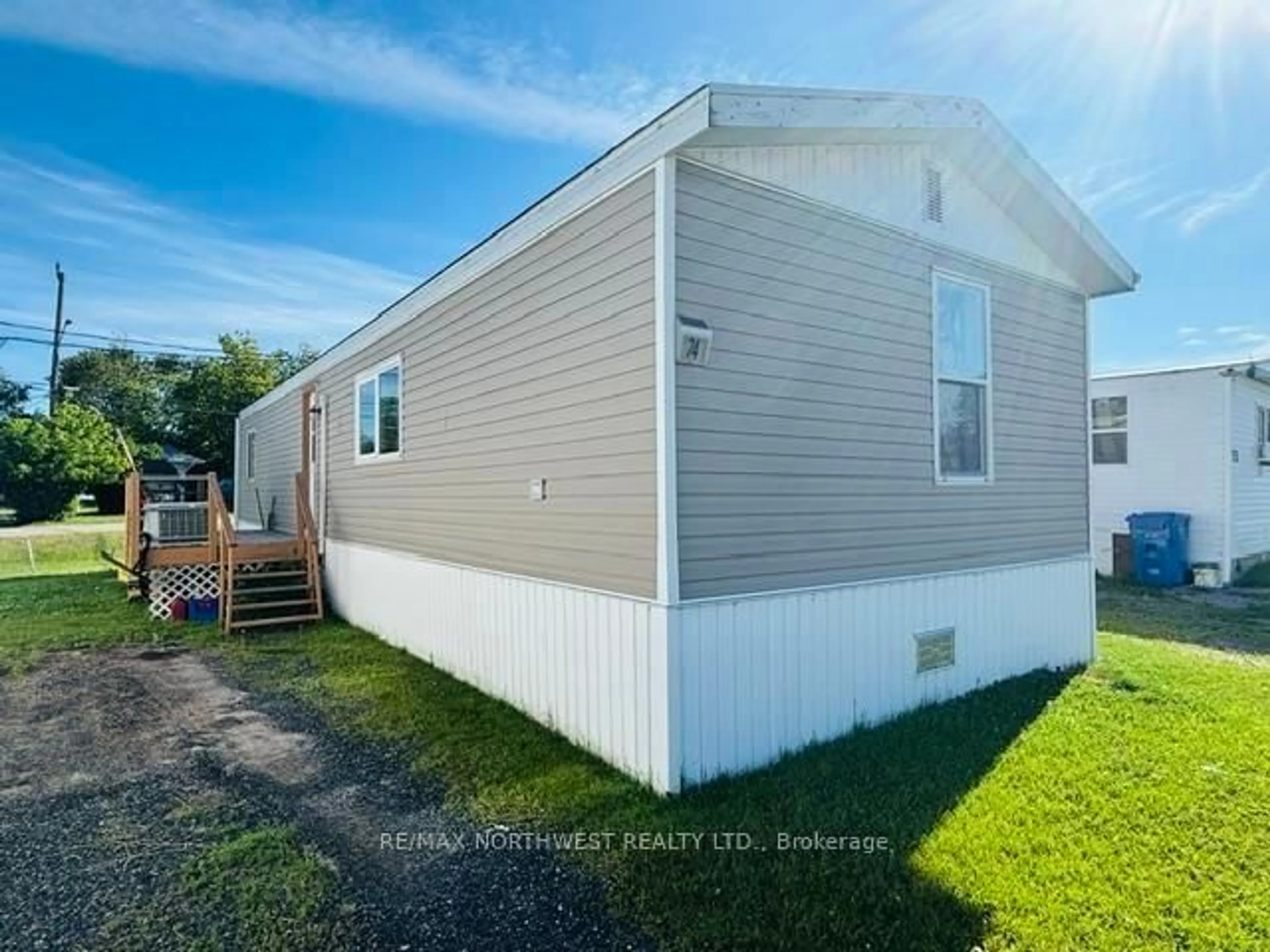Home with vinyl exterior material, water/lake/river/ocean view for #74-478 Rabbit Lake Rd, Kenora Ontario P9N 4M7