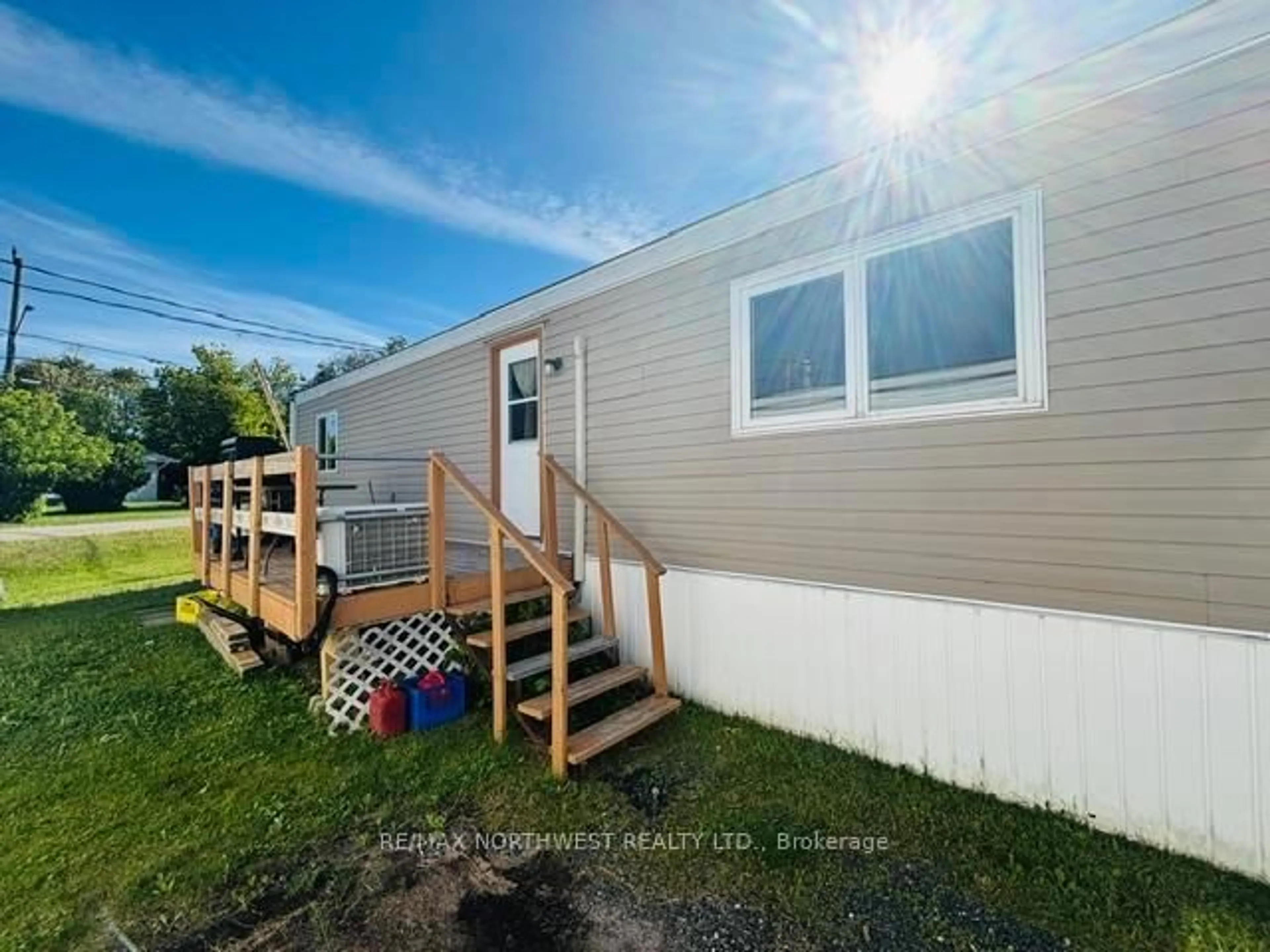 Home with vinyl exterior material, unknown for #74-478 Rabbit Lake Rd, Kenora Ontario P9N 4M7