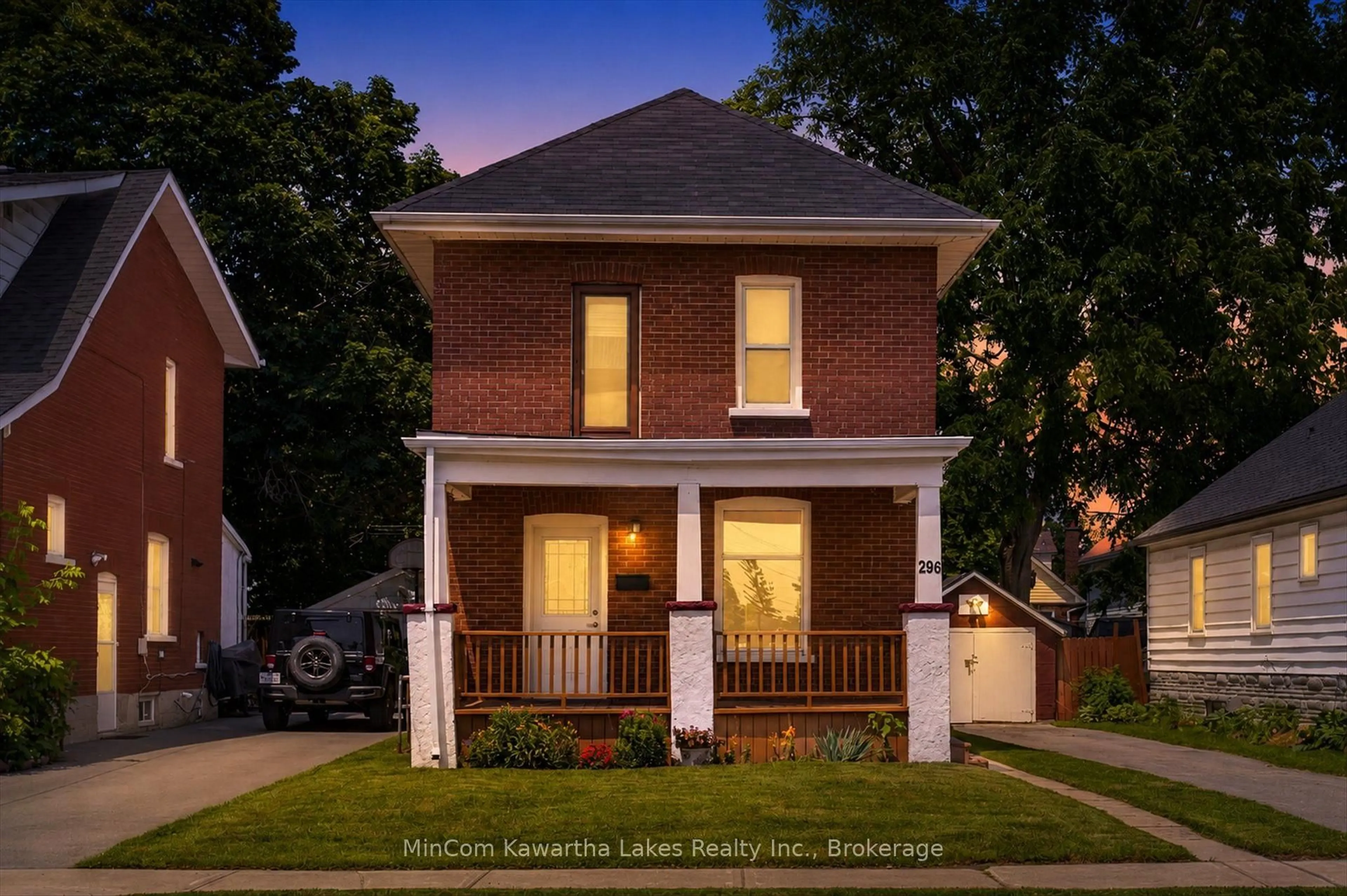 Home with brick exterior material, street for 296 Braidwood Ave, Peterborough Ontario K9J 1V3