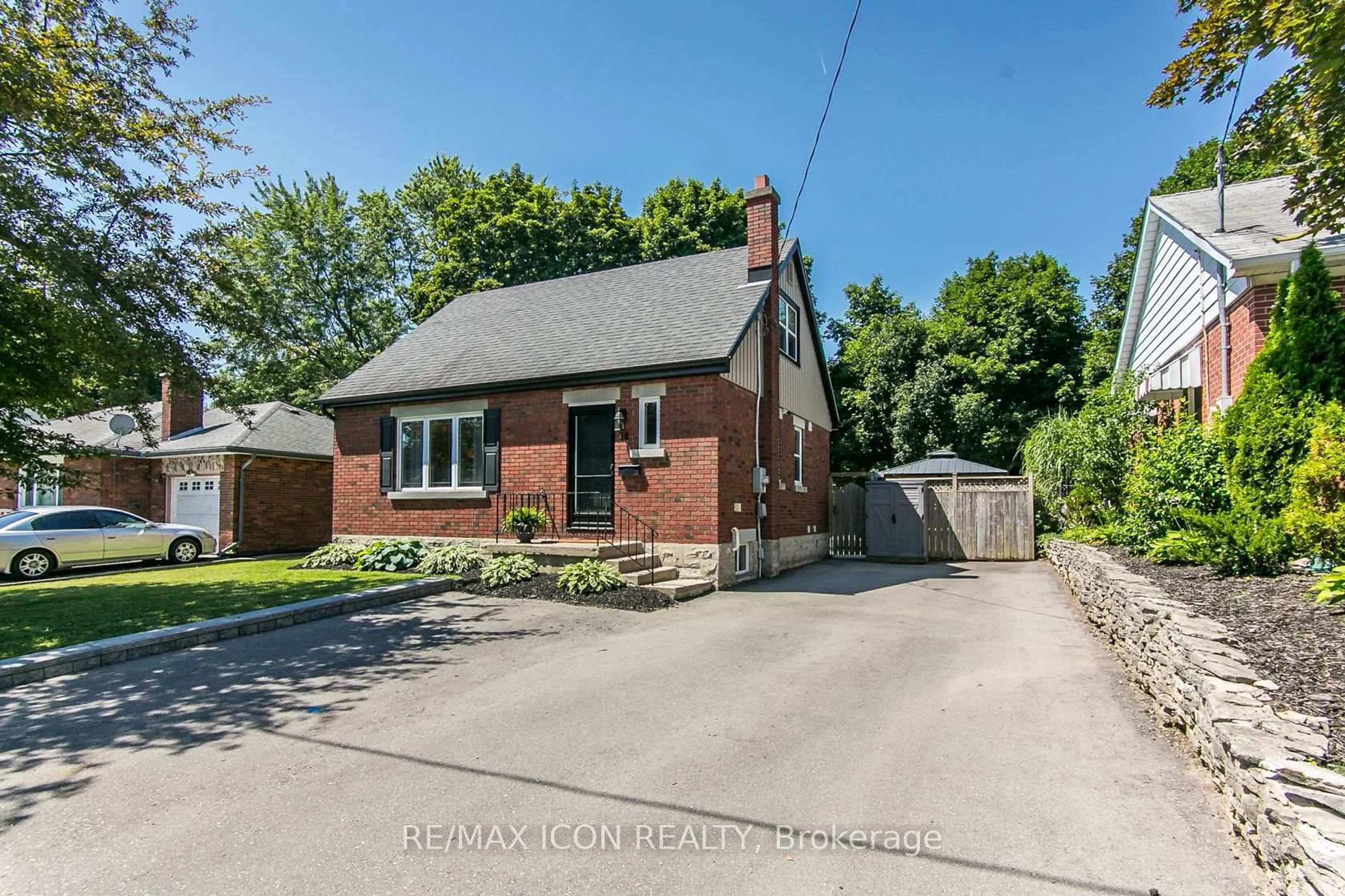 Home with brick exterior material, street for 38 Scrimger Ave, Cambridge Ontario N1R 4V8