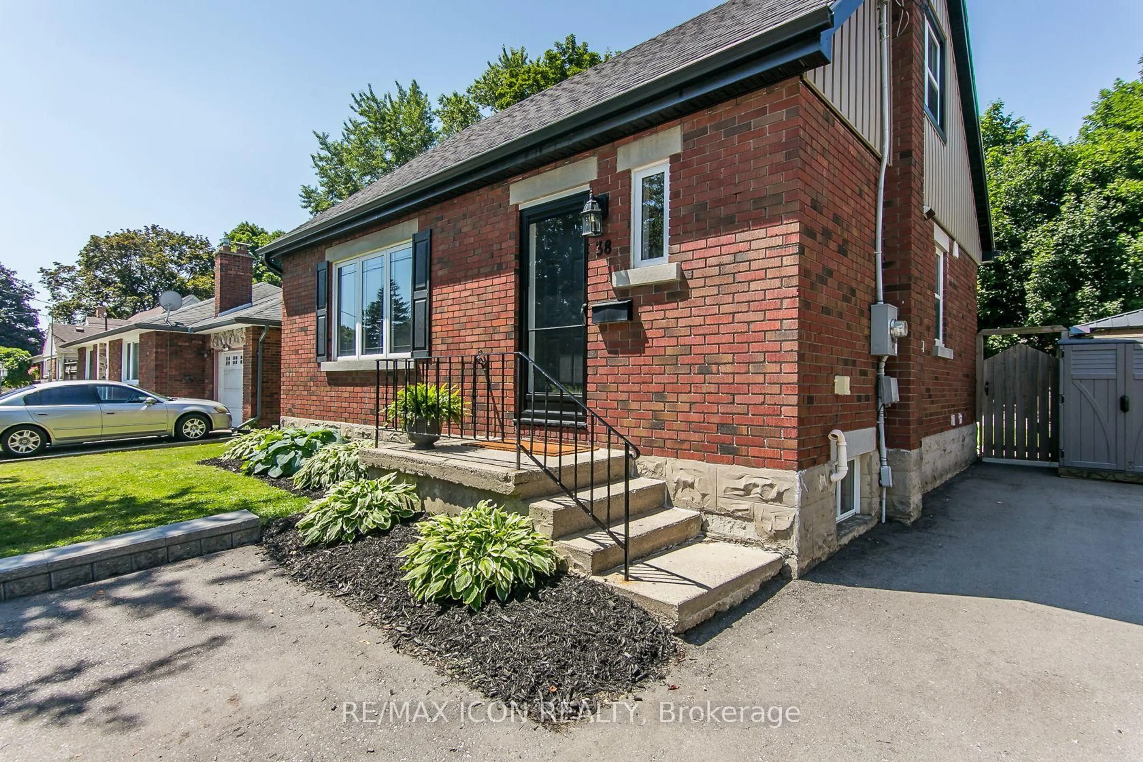 Home with brick exterior material, street for 38 Scrimger Ave, Cambridge Ontario N1R 4V8