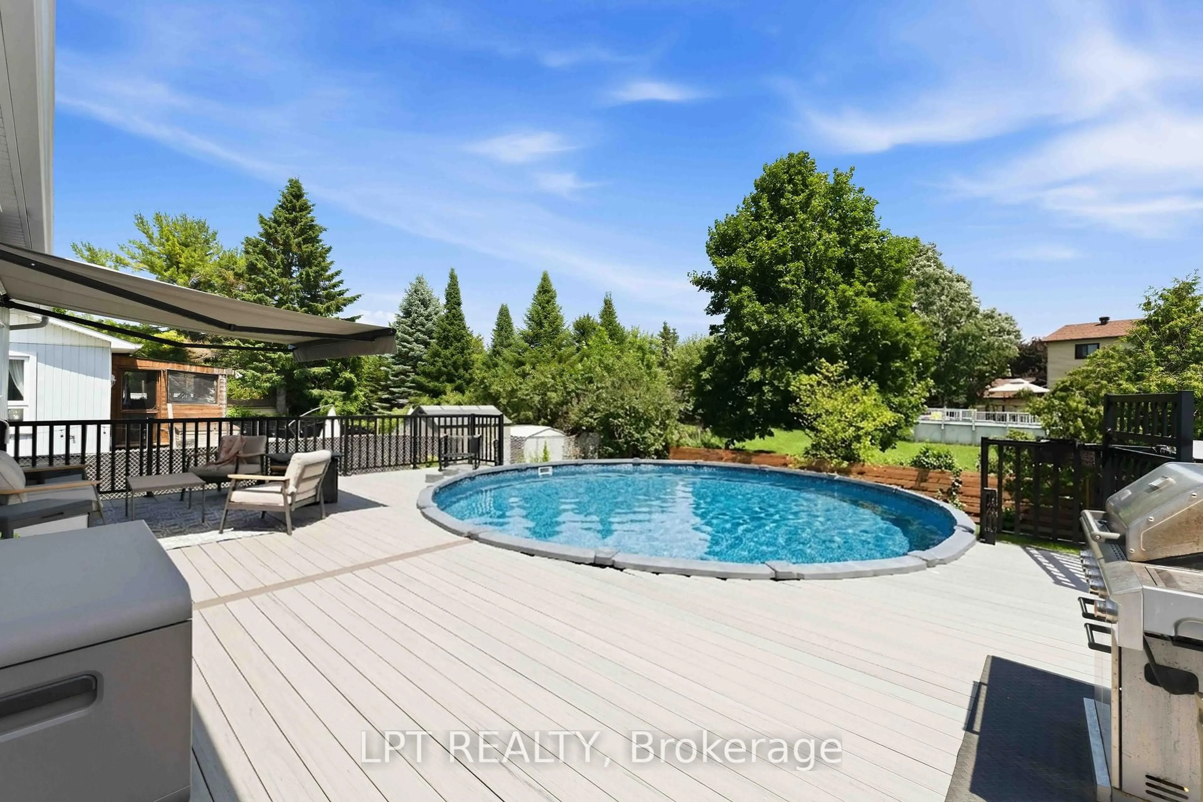 Pool for 34 Fringewood Dr, Stittsville Ontario K2S 1V1