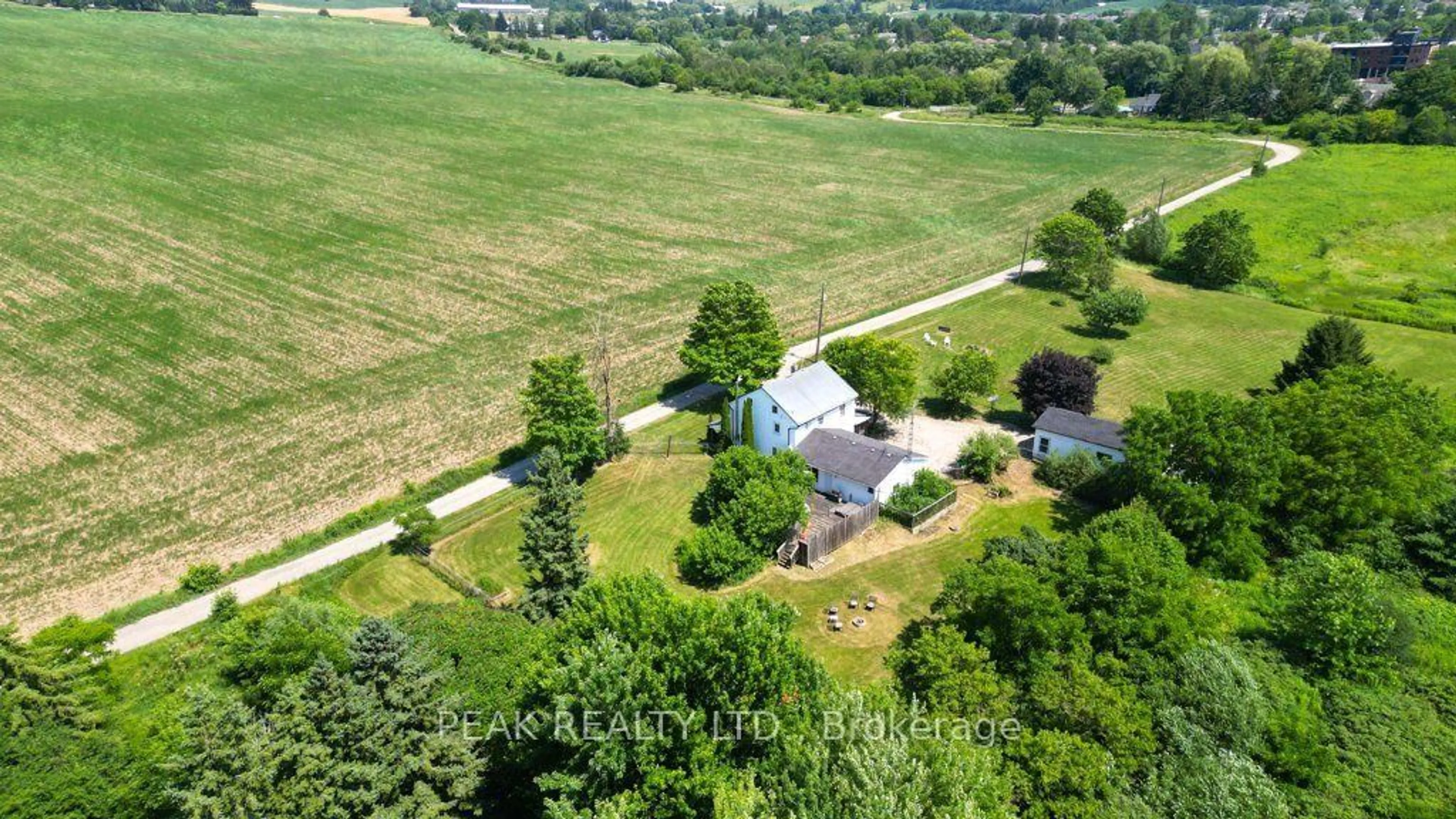 A pic from outside/outdoor area/front of a property/back of a property/a pic from drone, unknown for 65C Brubacher St, Wilmot Ontario N3A 2V2