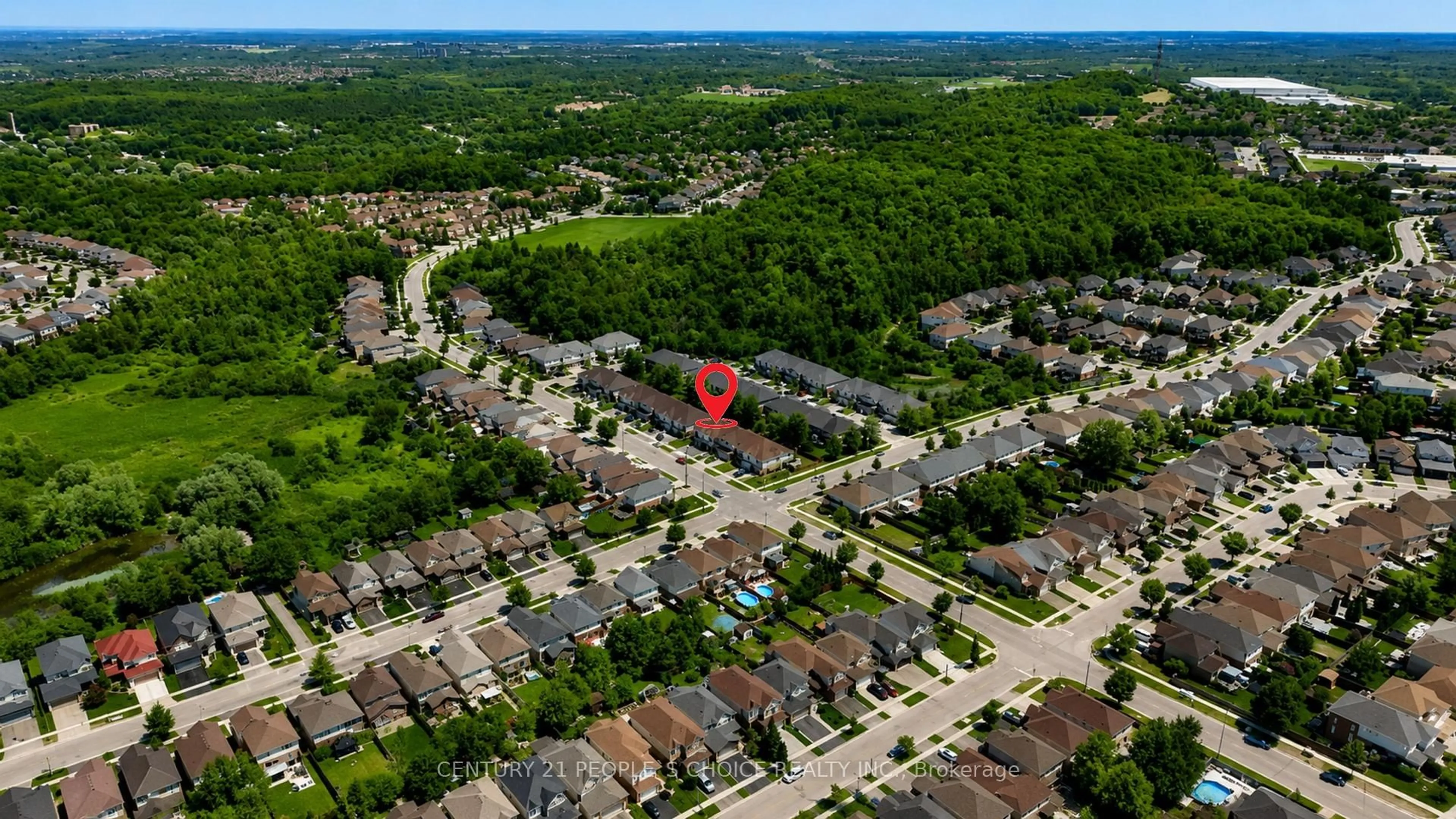 A pic from outside/outdoor area/front of a property/back of a property/a pic from drone, street for 504 Doon Dr, Kitchener Ontario N2P 2Z1