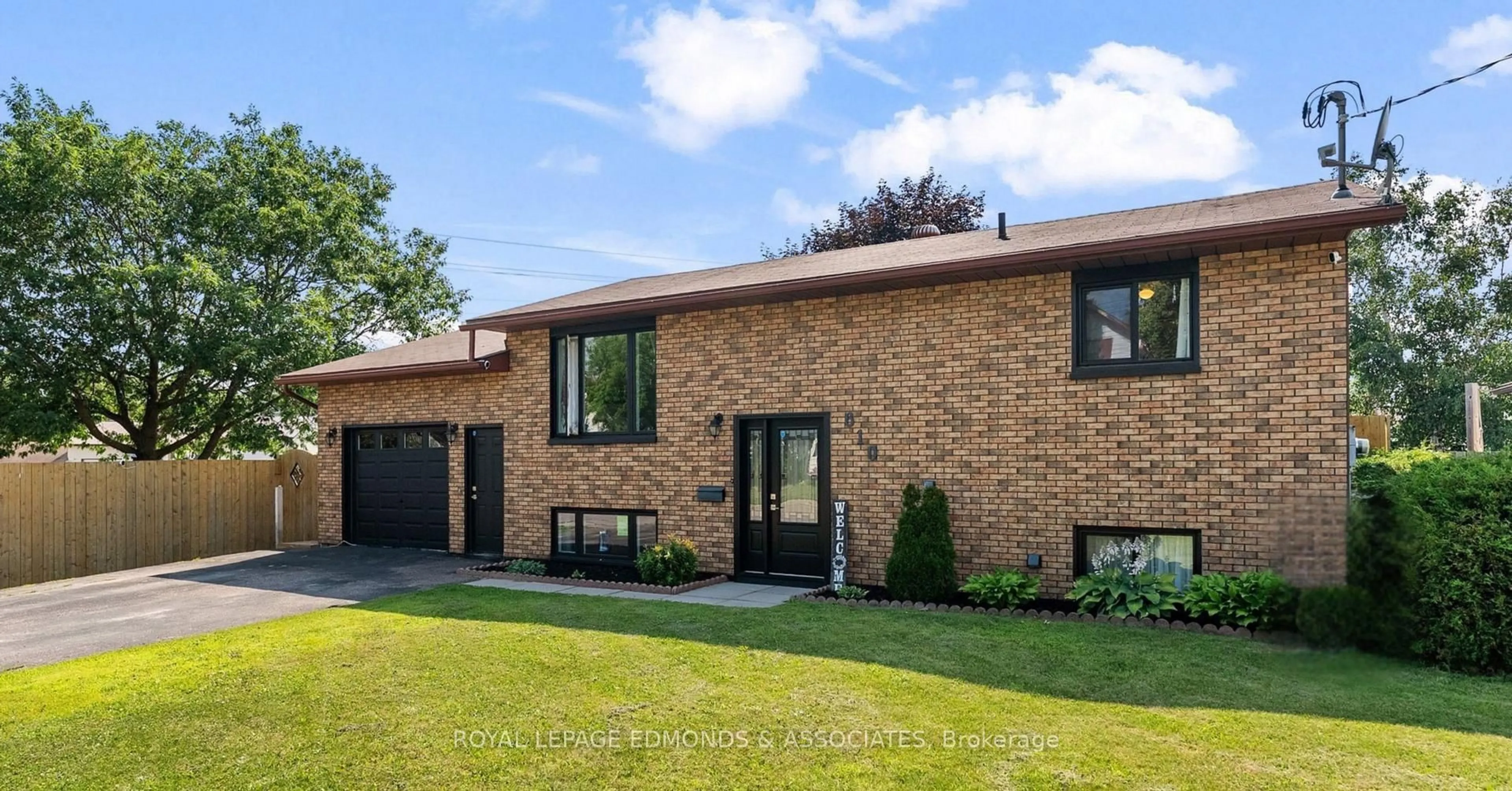 Home with brick exterior material, street for 610 Eganville Rd, Pembroke Ontario K8A 4E9