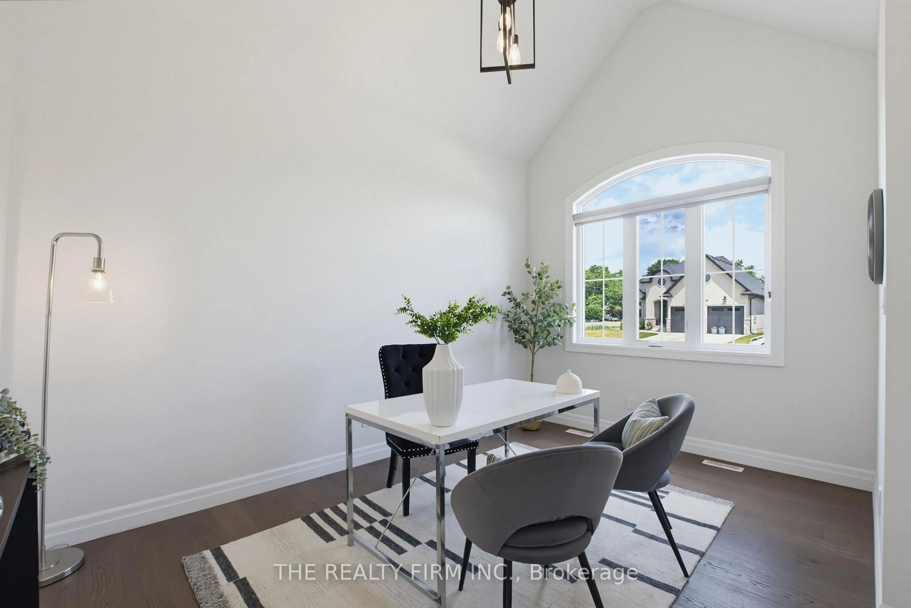 Dining room, ceramic/tile floor for 7 Aspen Circ, Thames Centre Ontario N0M 0A4