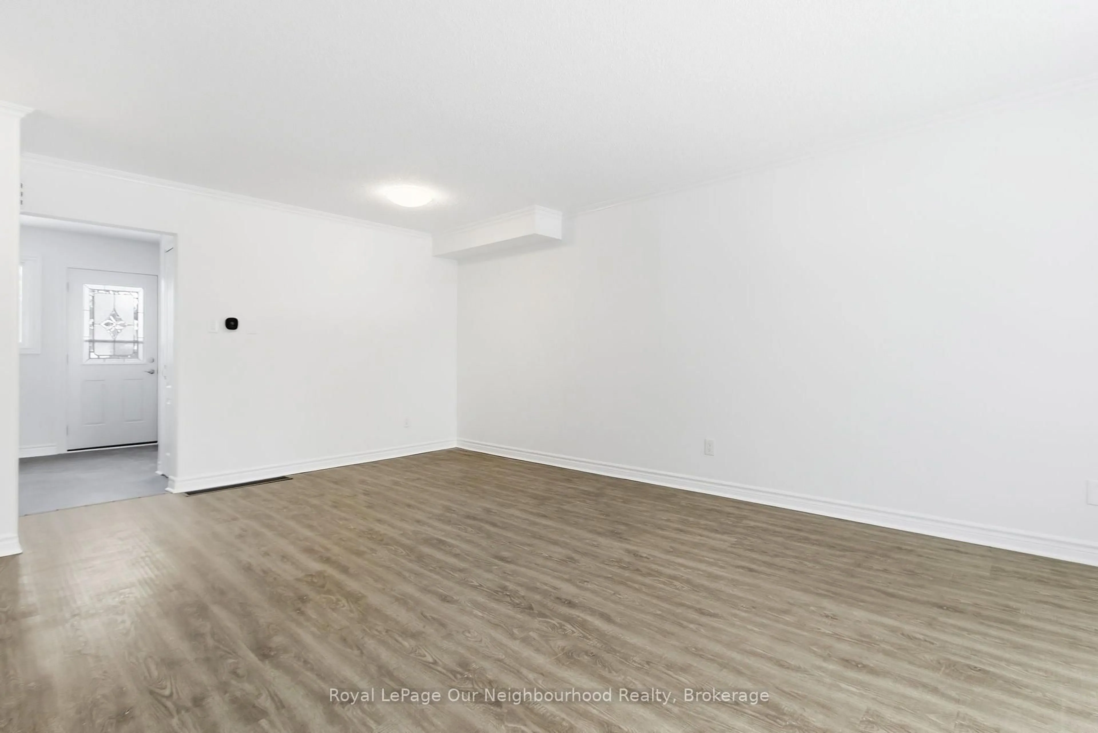 A pic of a room for 226 Highview Ave #70, London South Ontario N6J 4K1
