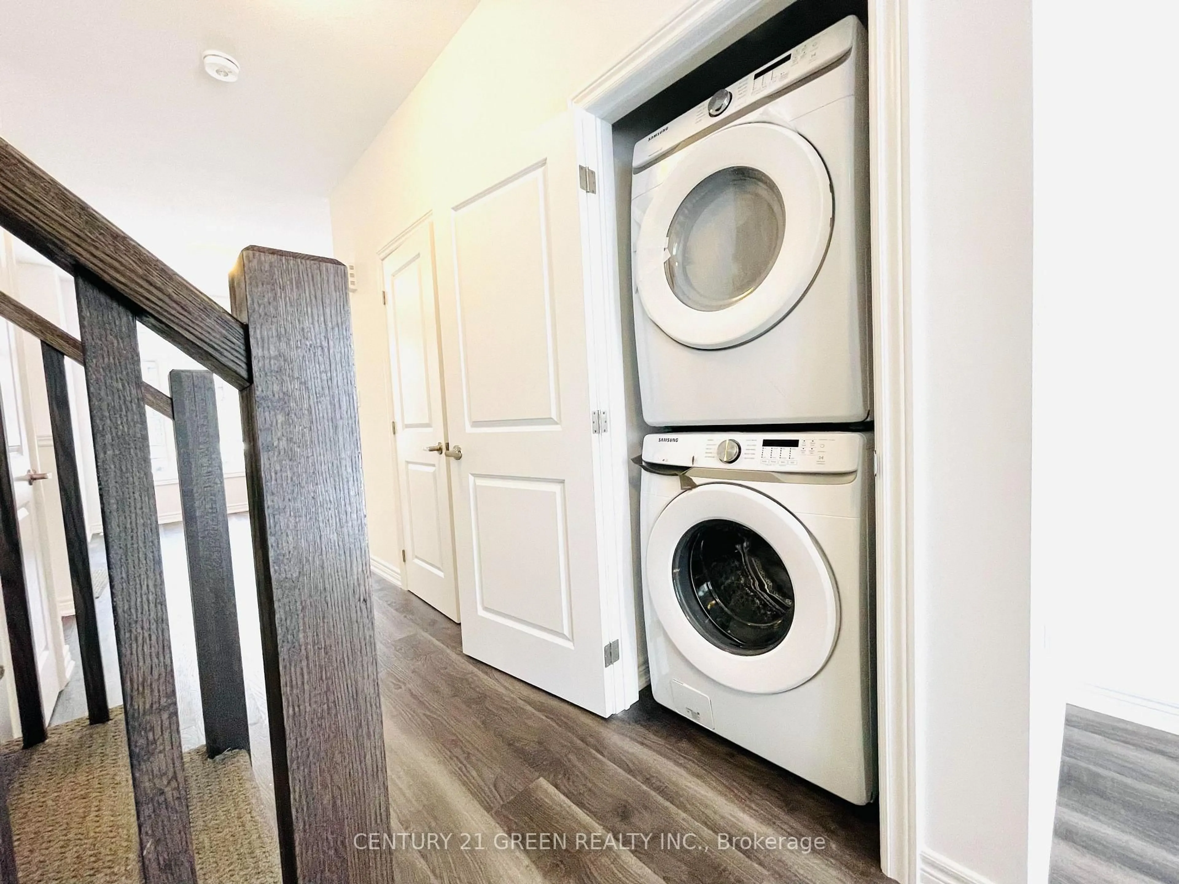 Laundry room for 575 Woodward Ave #11, Hamilton Ontario L8H 0B3