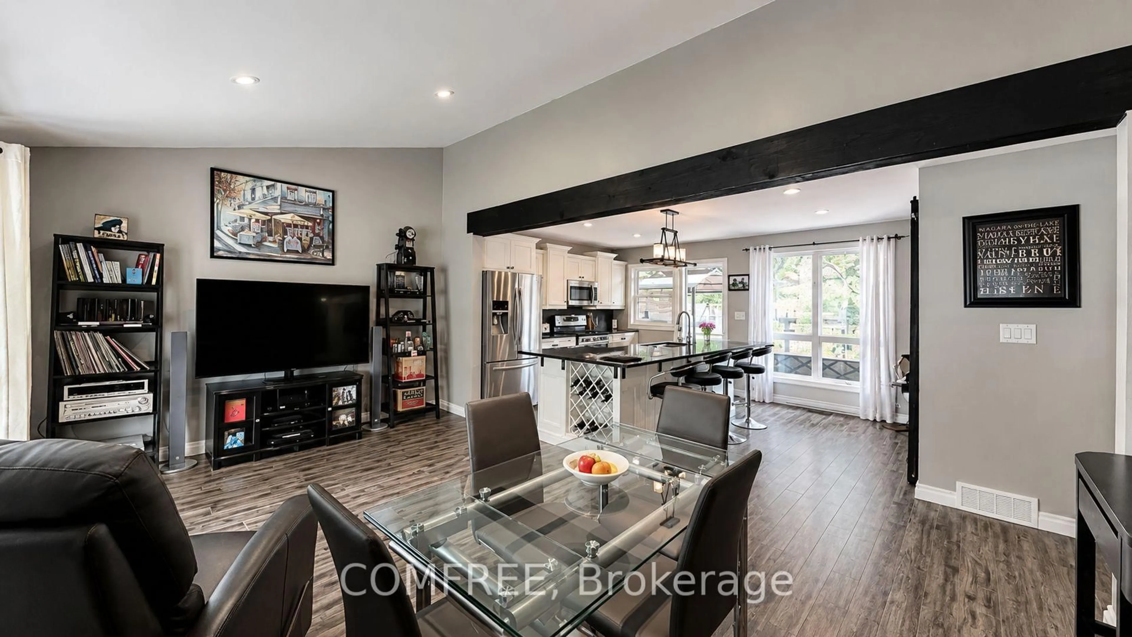 Open concept kitchen, unknown for 275 Margaret St, Middlesex Centre Ontario N0P 2L0