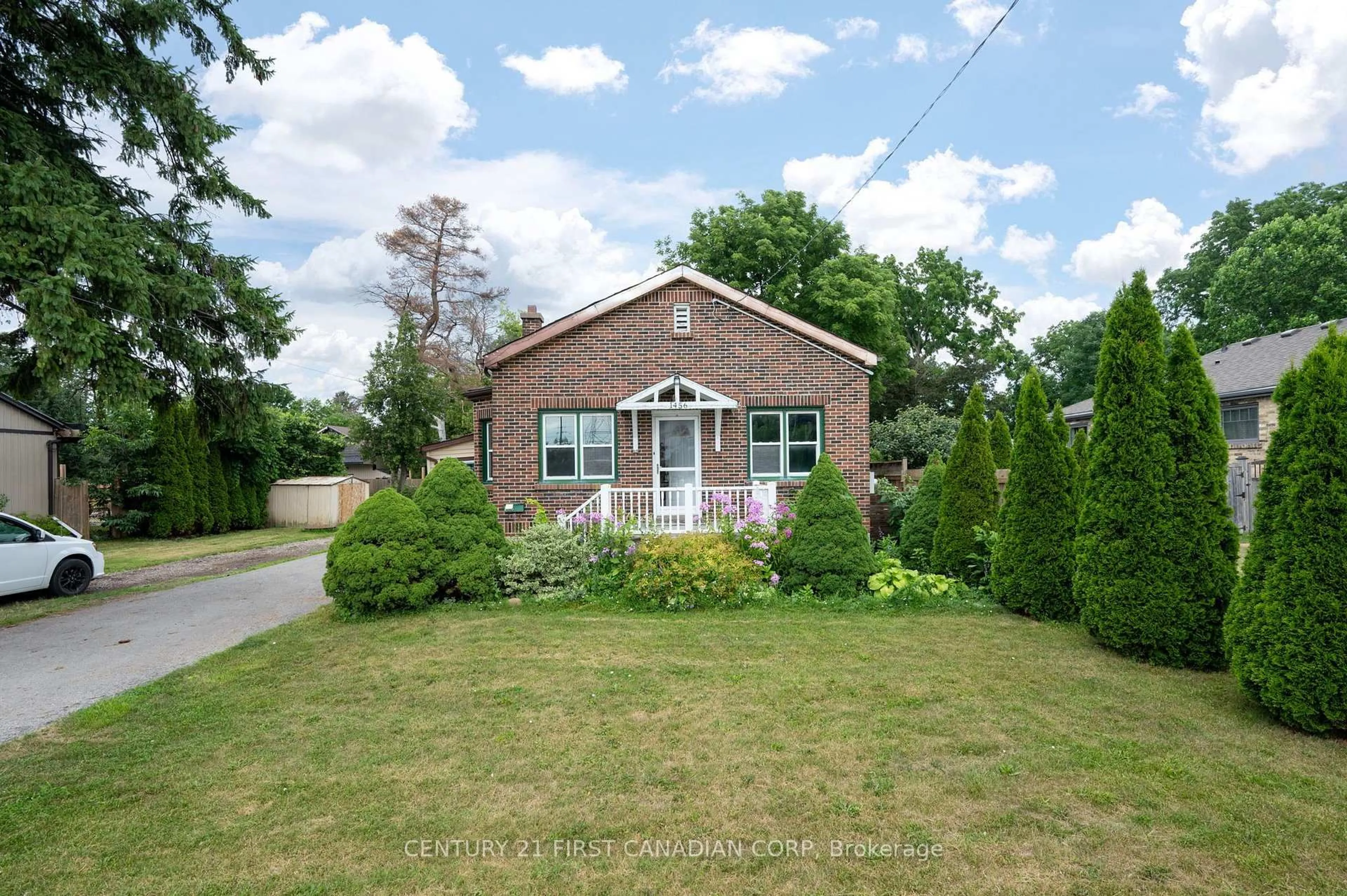 Unknown for 1456 Gore Rd, London East Ontario N5W 1T7