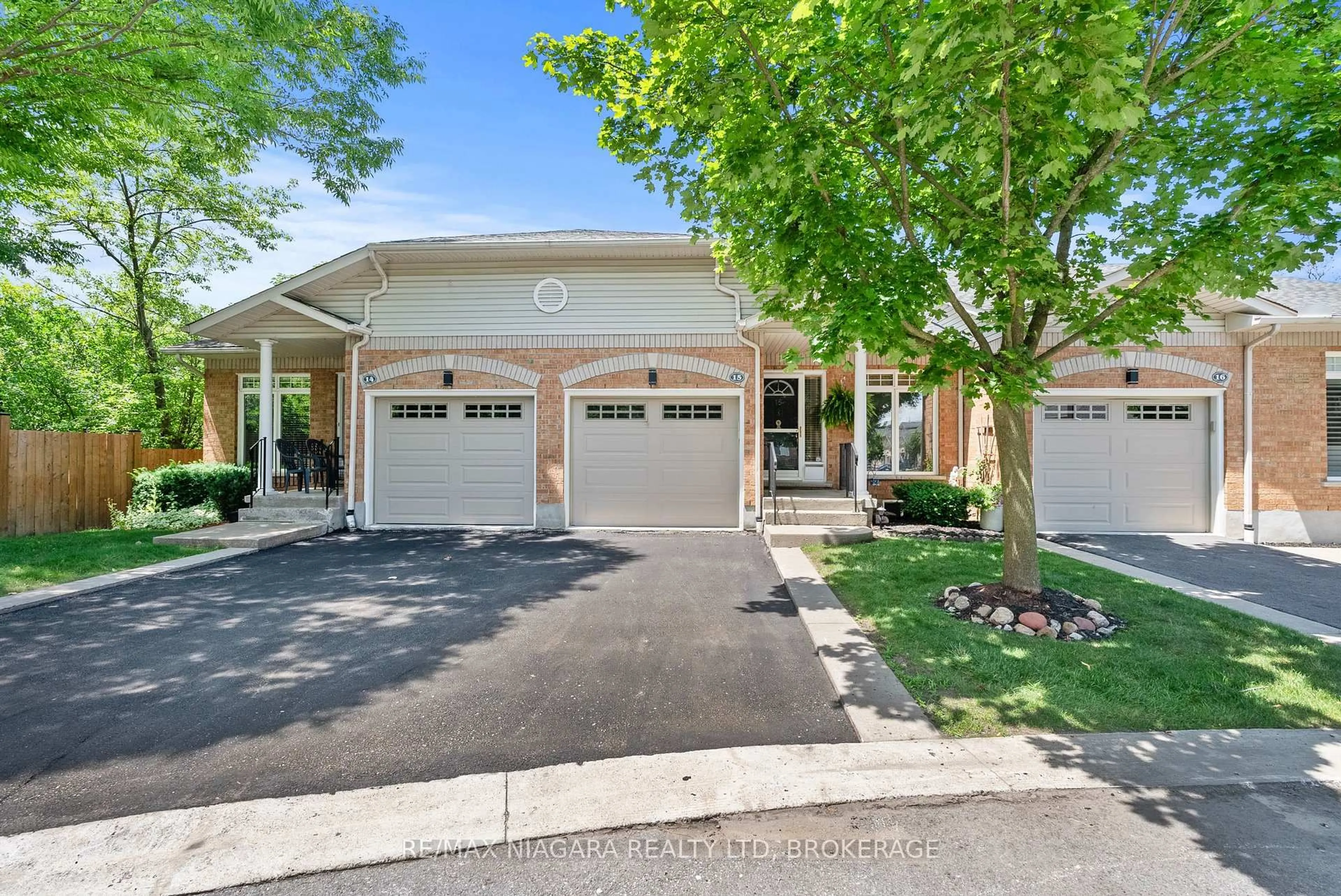 Unknown for 53 Bunting Rd #15, St. Catharines Ontario L2P 3Y6
