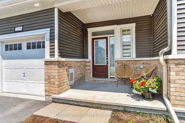 225 Billrian Cres, Ottawa 2