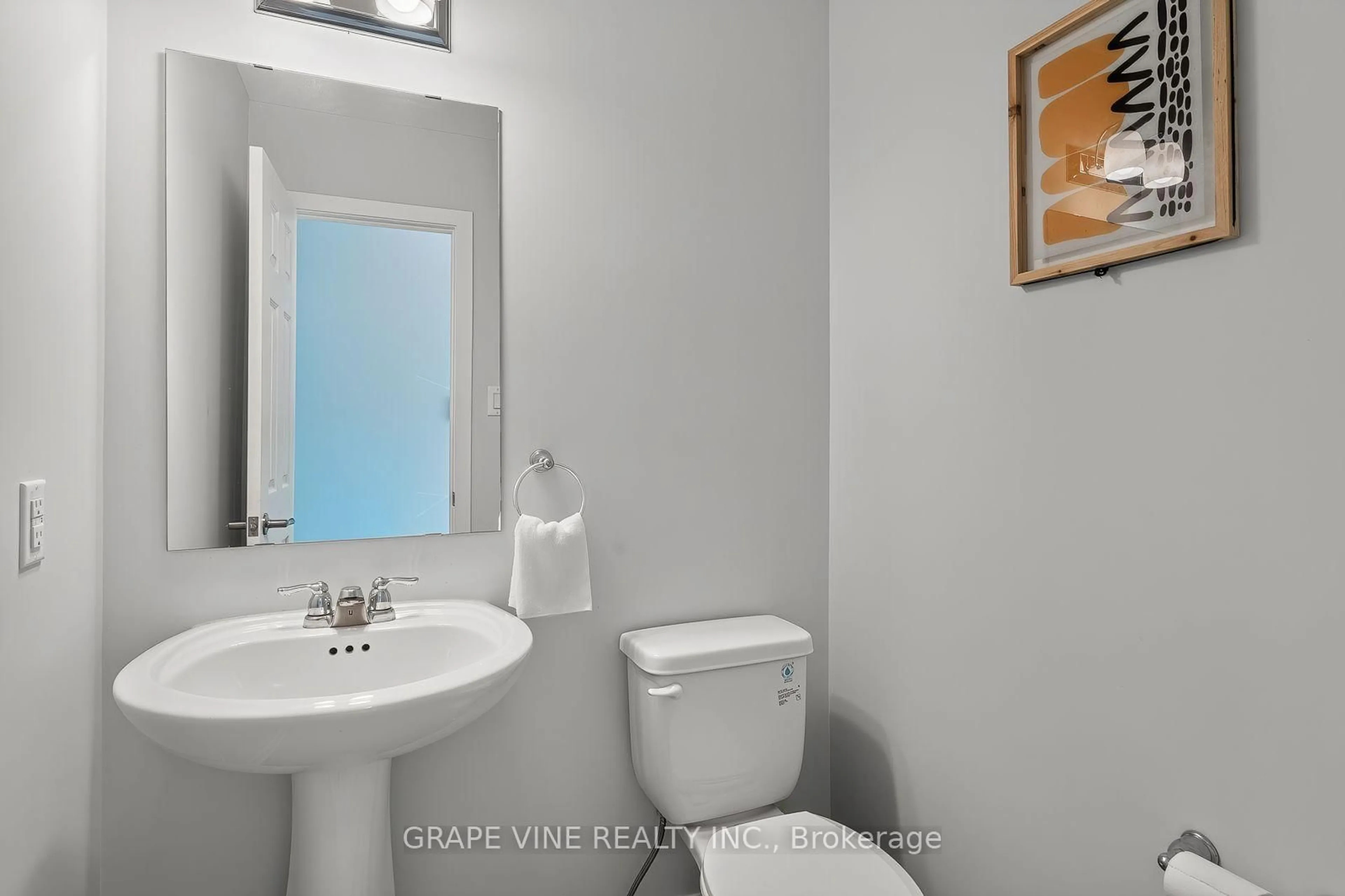 Standard bathroom, unknown for 225 Billrian Cres, Ottawa Ontario K2S 3A5