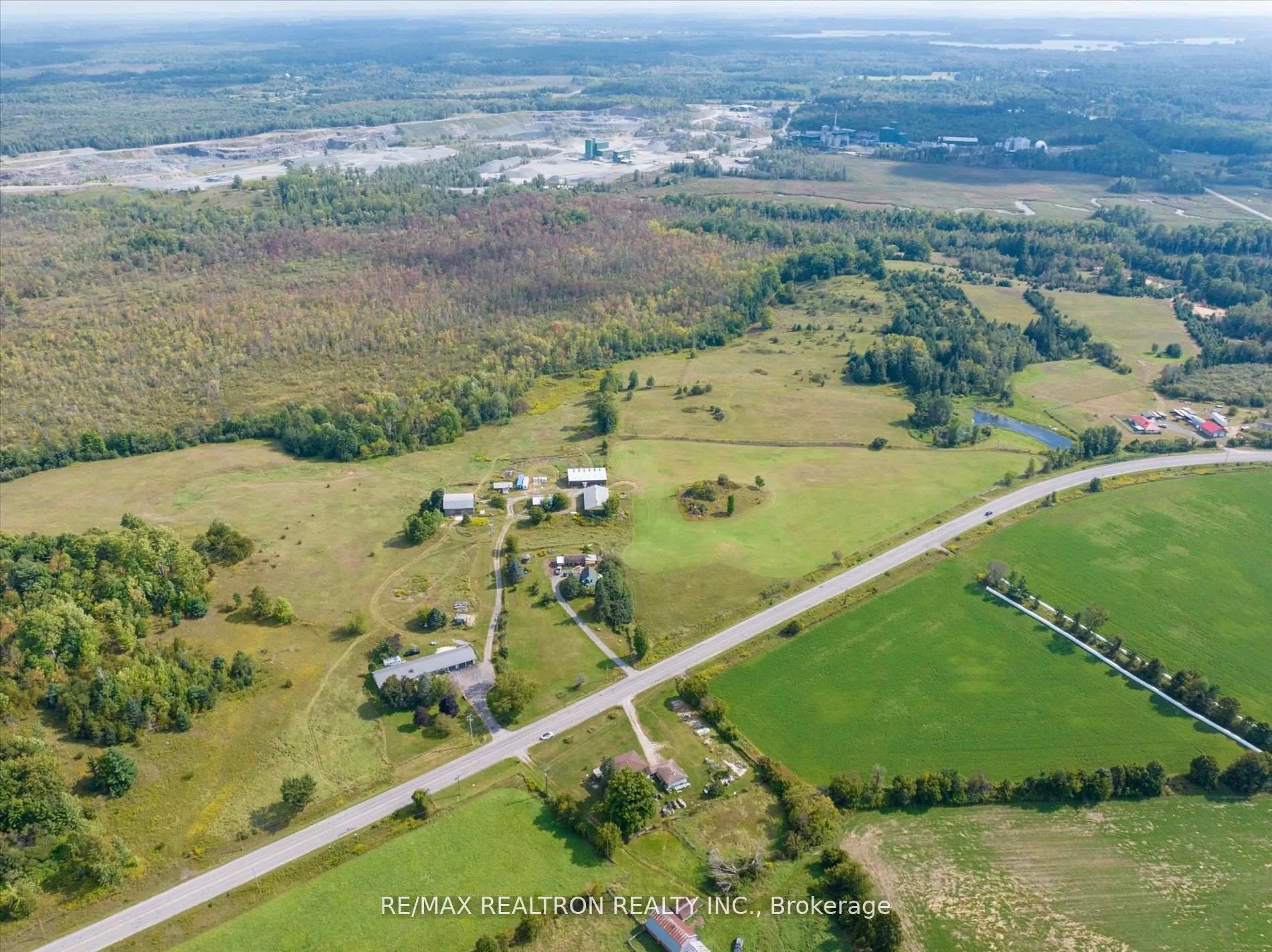 A pic from outside/outdoor area/front of a property/back of a property/a pic from drone, unknown for 887 County 48 Rd, Havelock-Belmont-Methuen Ontario K0L 1Z0