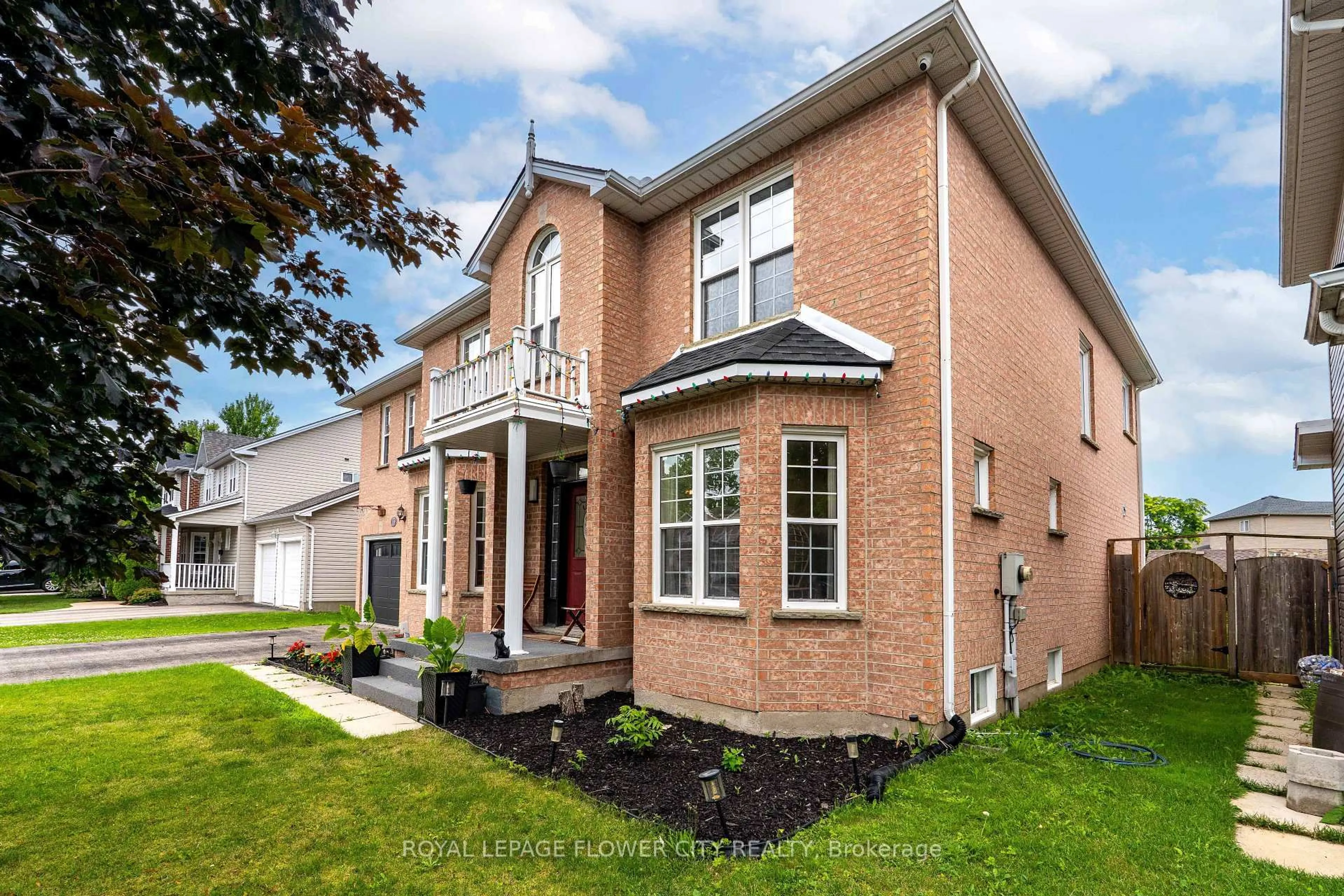 Home with brick exterior material, street for 10 Owen St, Ingersoll Ontario N5C 4G7