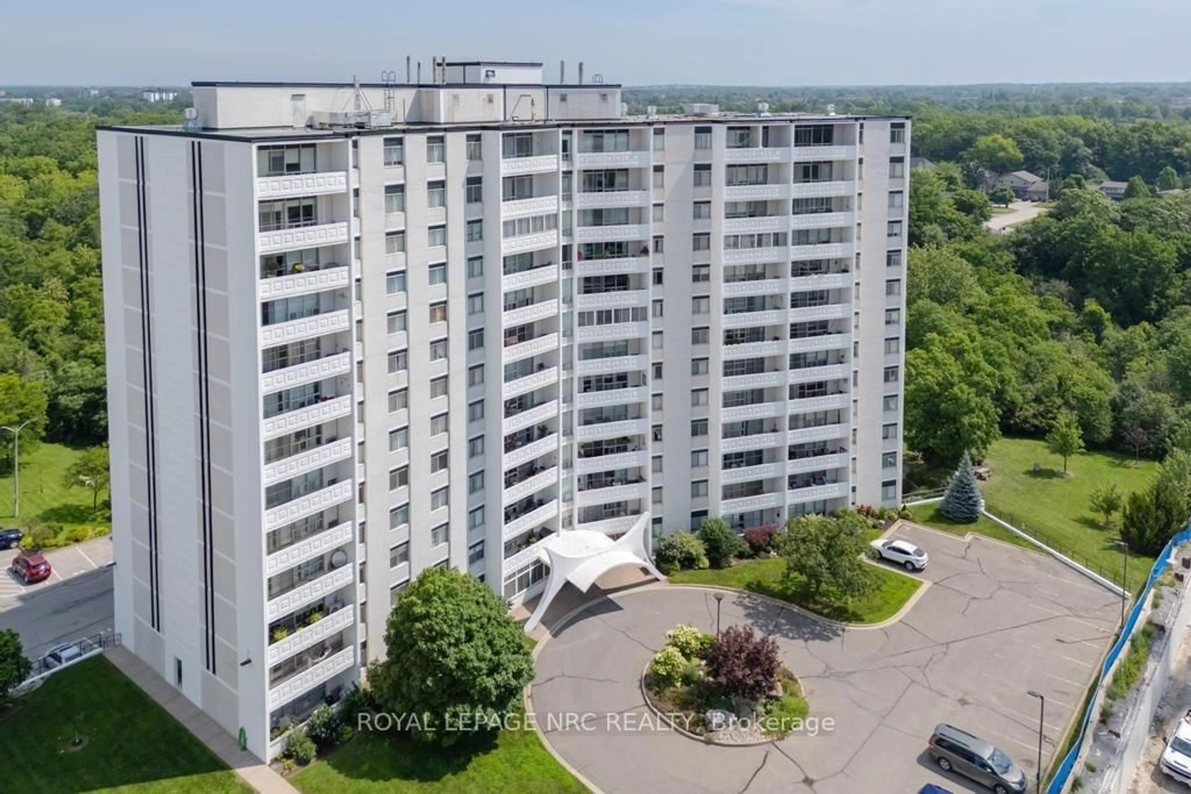 A pic from outside/outdoor area/front of a property/back of a property/a pic from drone, city buildings view from balcony for 15 Towering Heights Blvd #1301, St. Catharines Ontario L2T 3G7