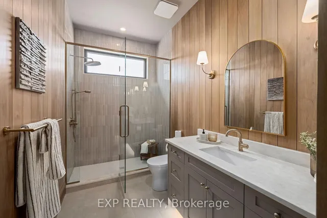 29 Dearing Dr, South Huron 5