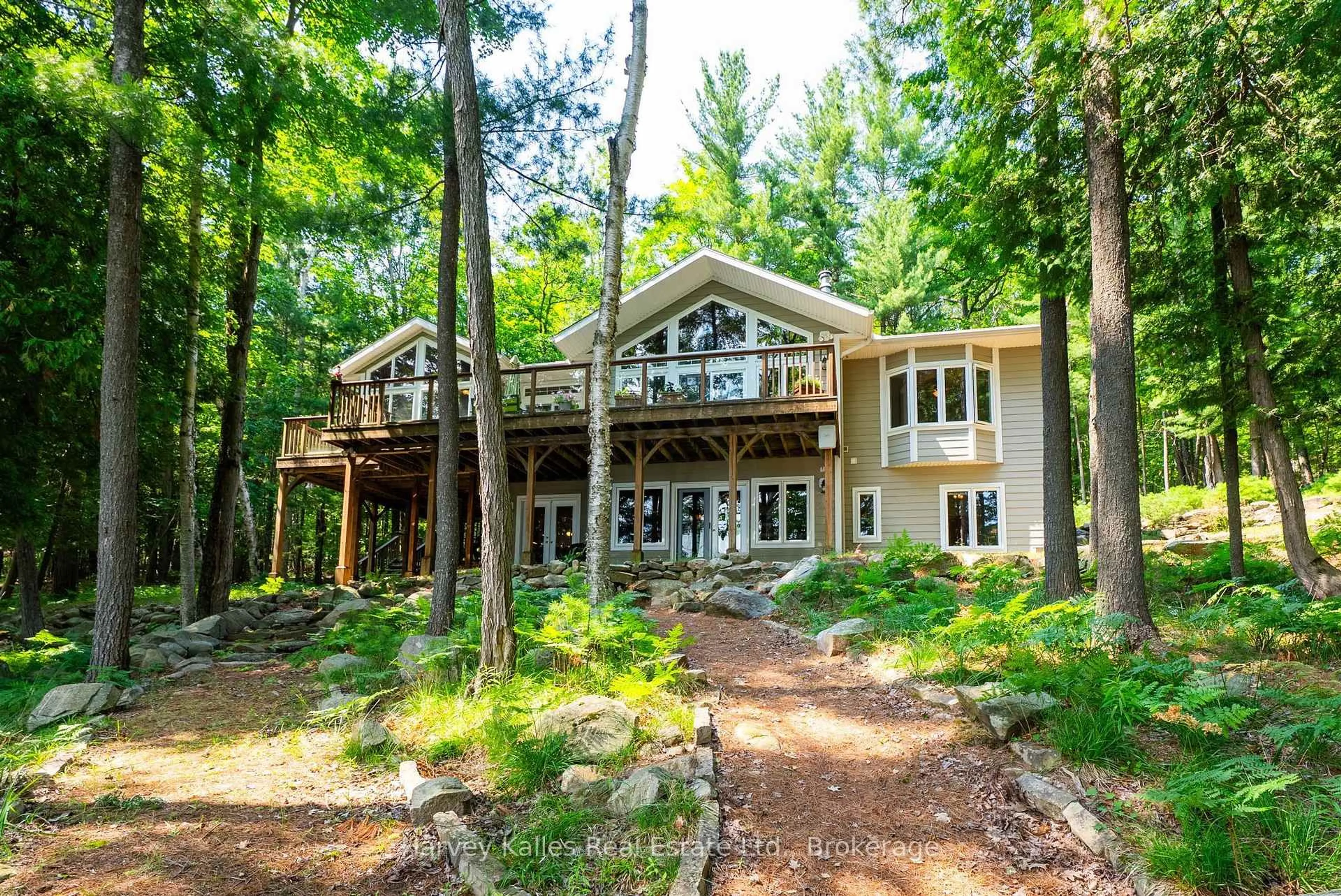 Unknown for 37-M81 Pine Island, Muskoka Lakes Ontario P0B 1E0