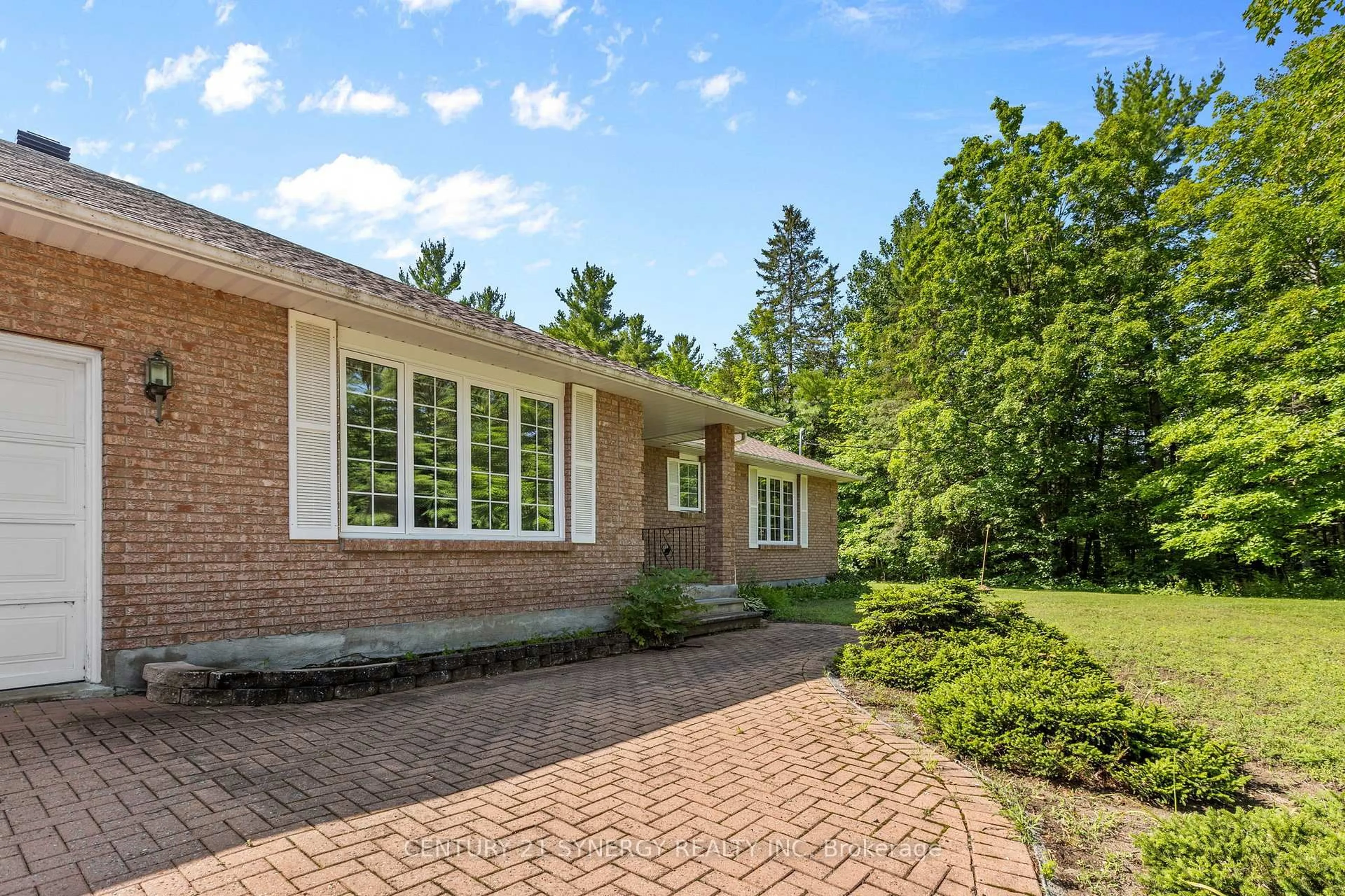 Home with brick exterior material, street for 3 Carlisle Circ, Ashton Ontario K0A 1B0