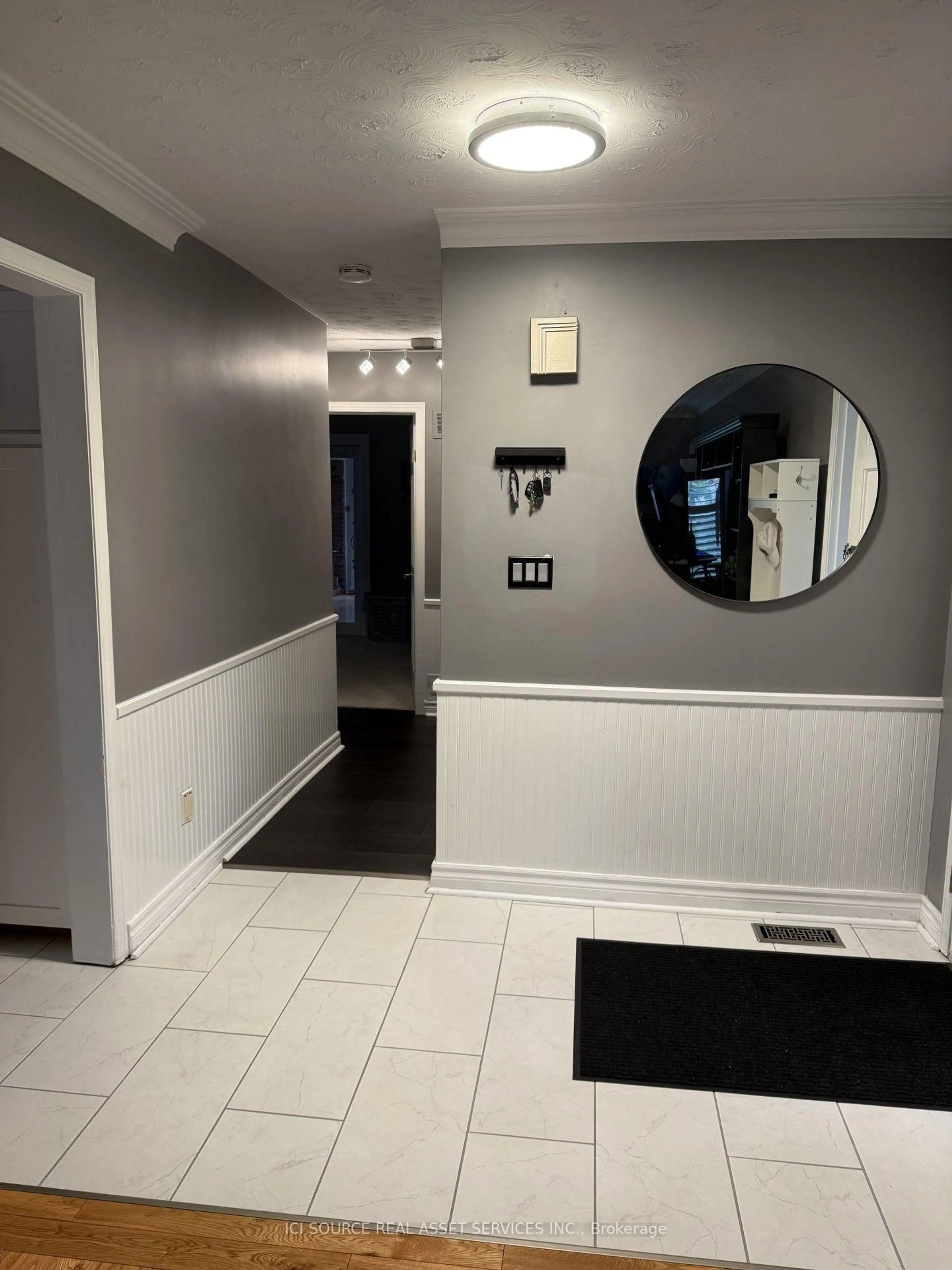 Unknown for 6998 Glengowan Cres, Niagara Falls Ontario L2J 3R8