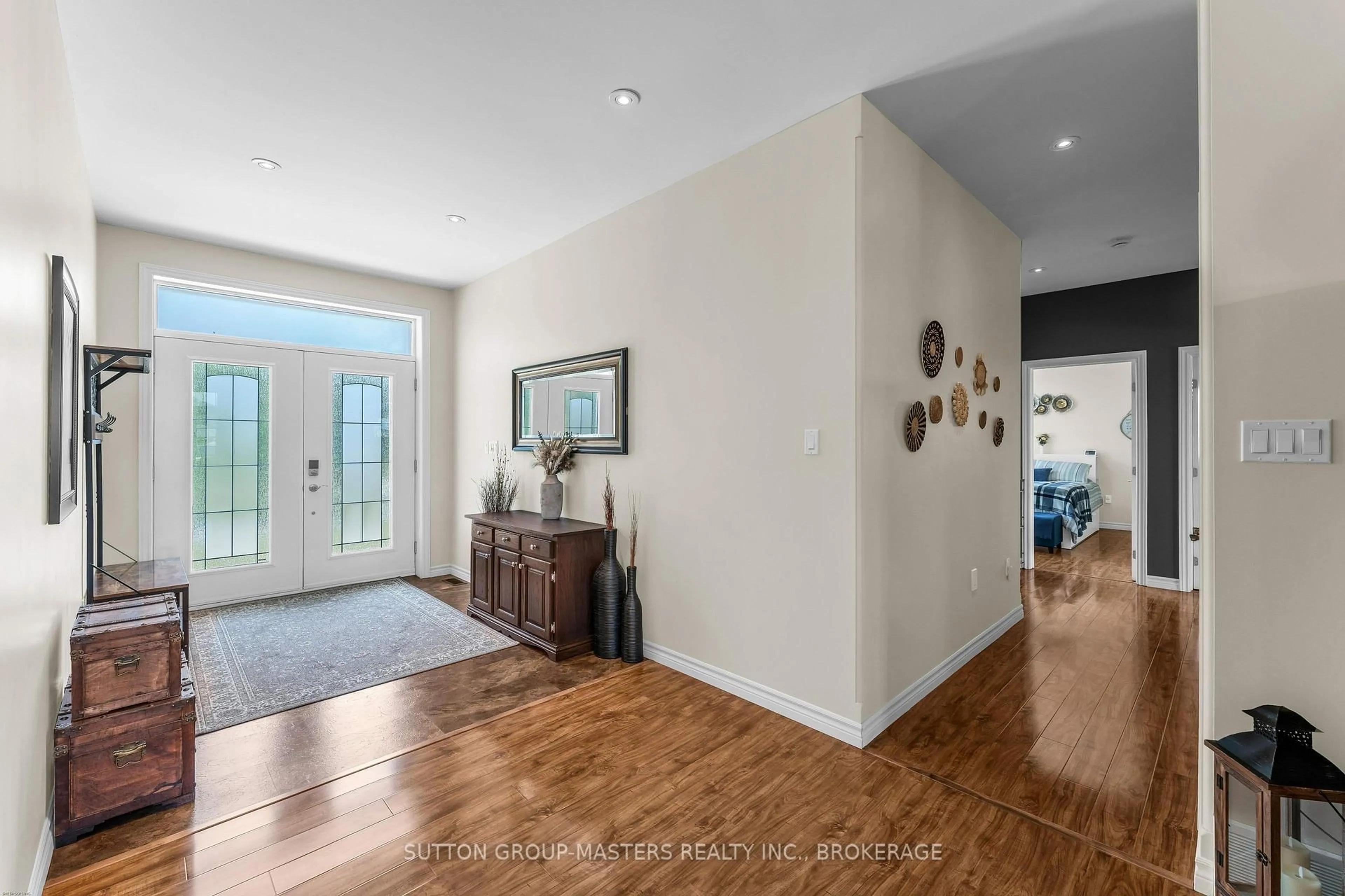 Indoor entryway for 23 Owen Ave, Gananoque Ontario K7G 2V4