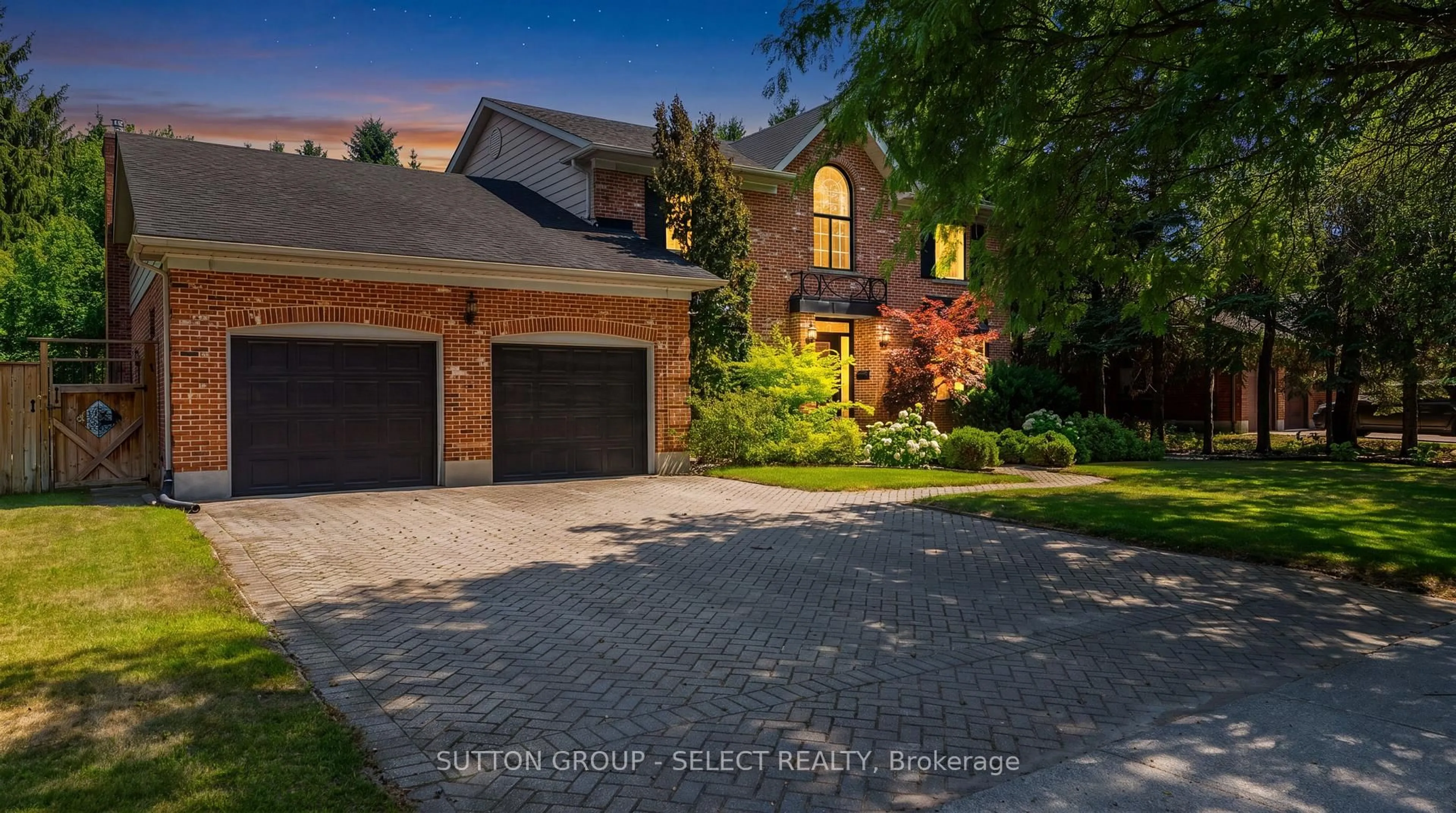 Home with brick exterior material, street for 470 Scott St, Strathroy-Caradoc Ontario N7G 1K5