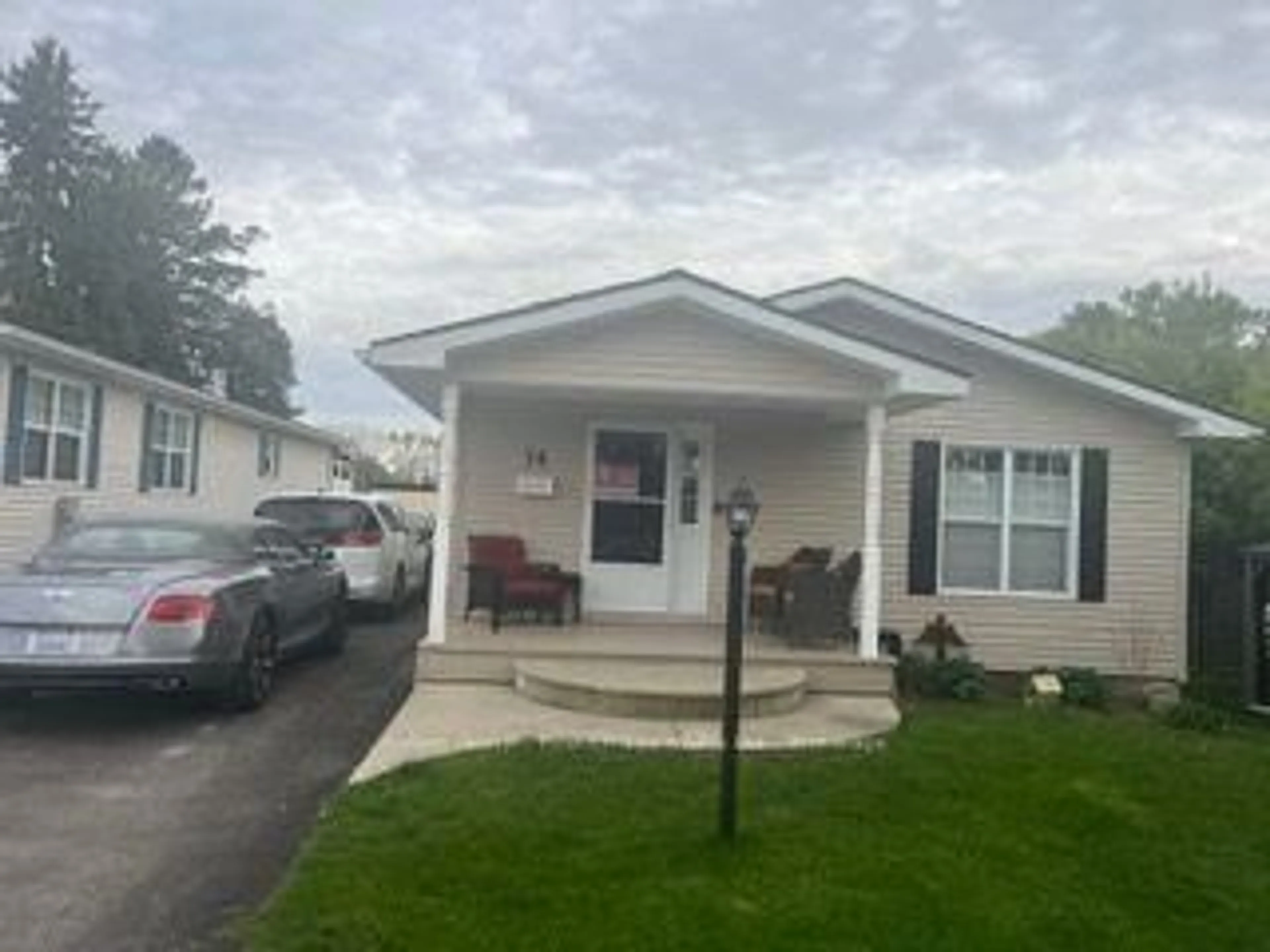 Home with vinyl exterior material, street for 14 25 Thames Rd, St. Marys Ontario N4X 1G1
