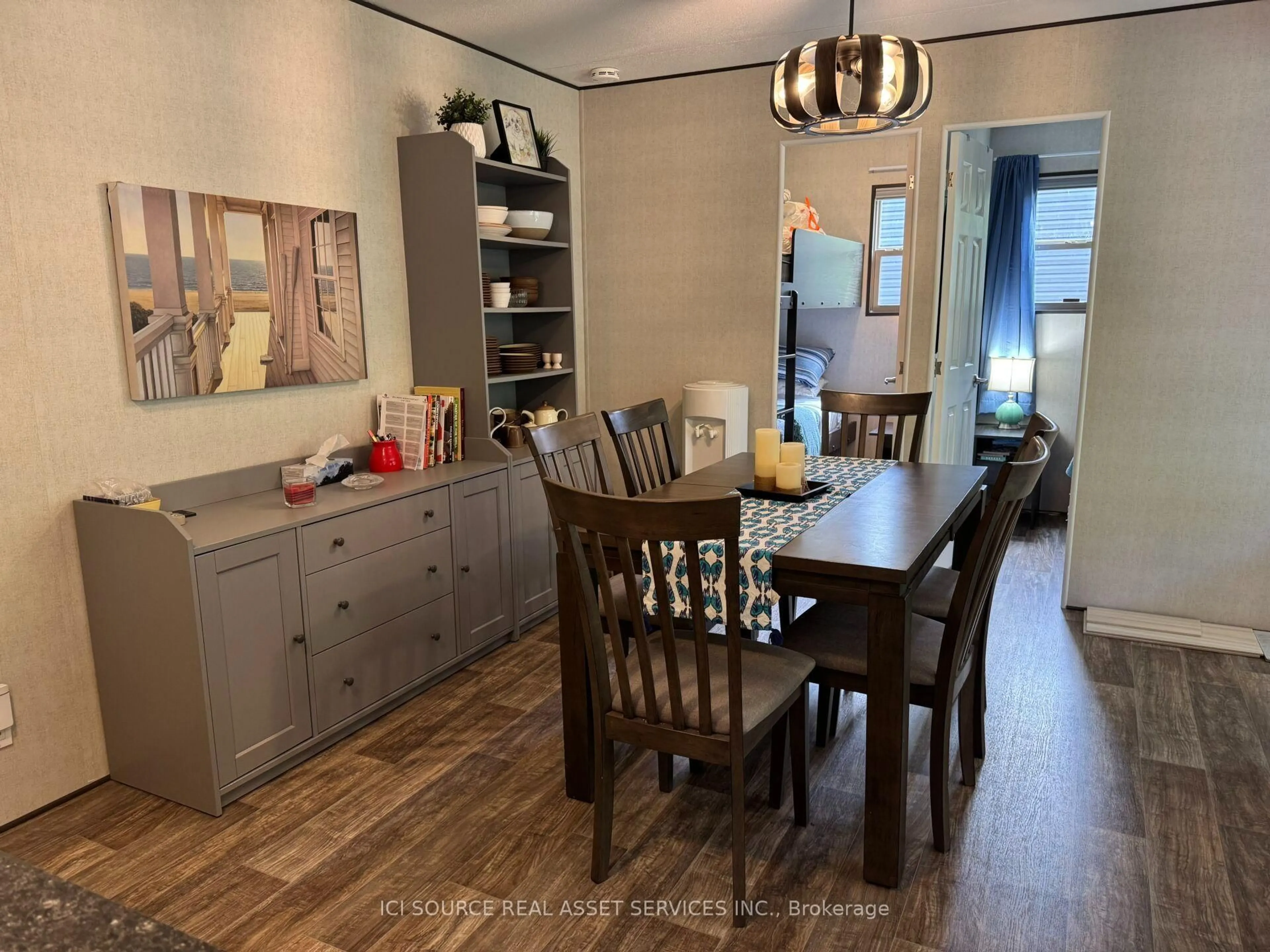 Dining room, wood/laminate floor for 1235 Villiers Line #CLBW42, Otonabee-South Monaghan Ontario K0L 2G0