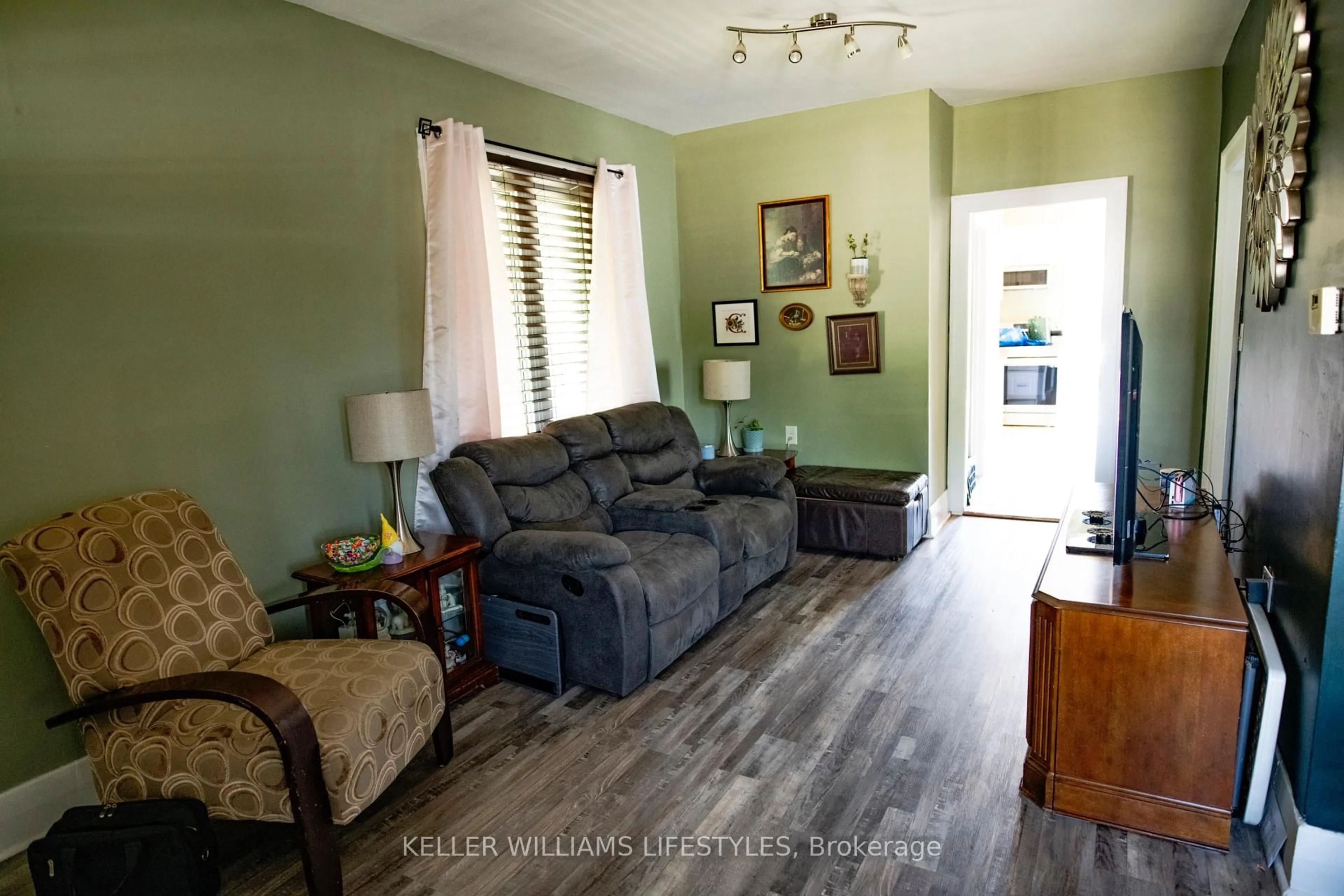 Living room with furniture, unknown for 93 Homan St, London East Ontario N5Z 1A9
