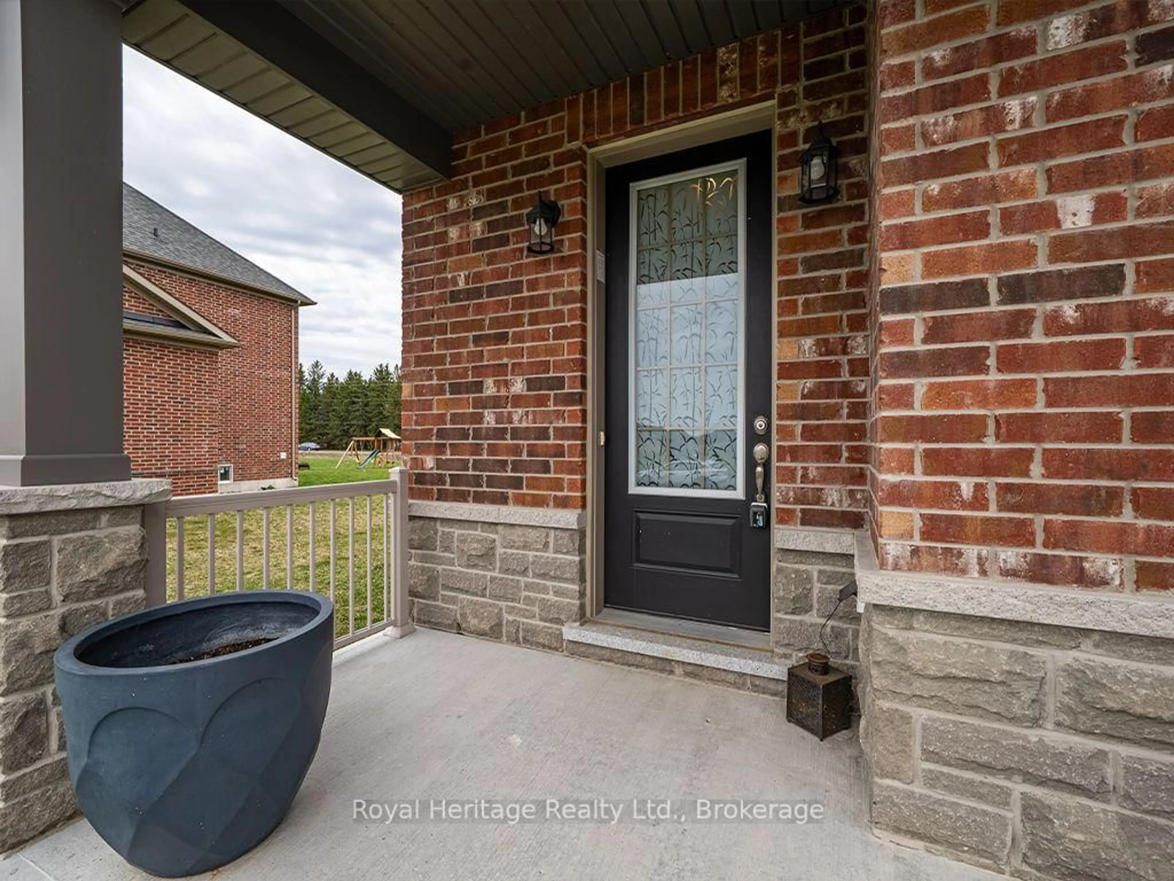 Home with brick exterior material, street for 87 Summer Breeze Dr, Quinte West Ontario K0K 1L0