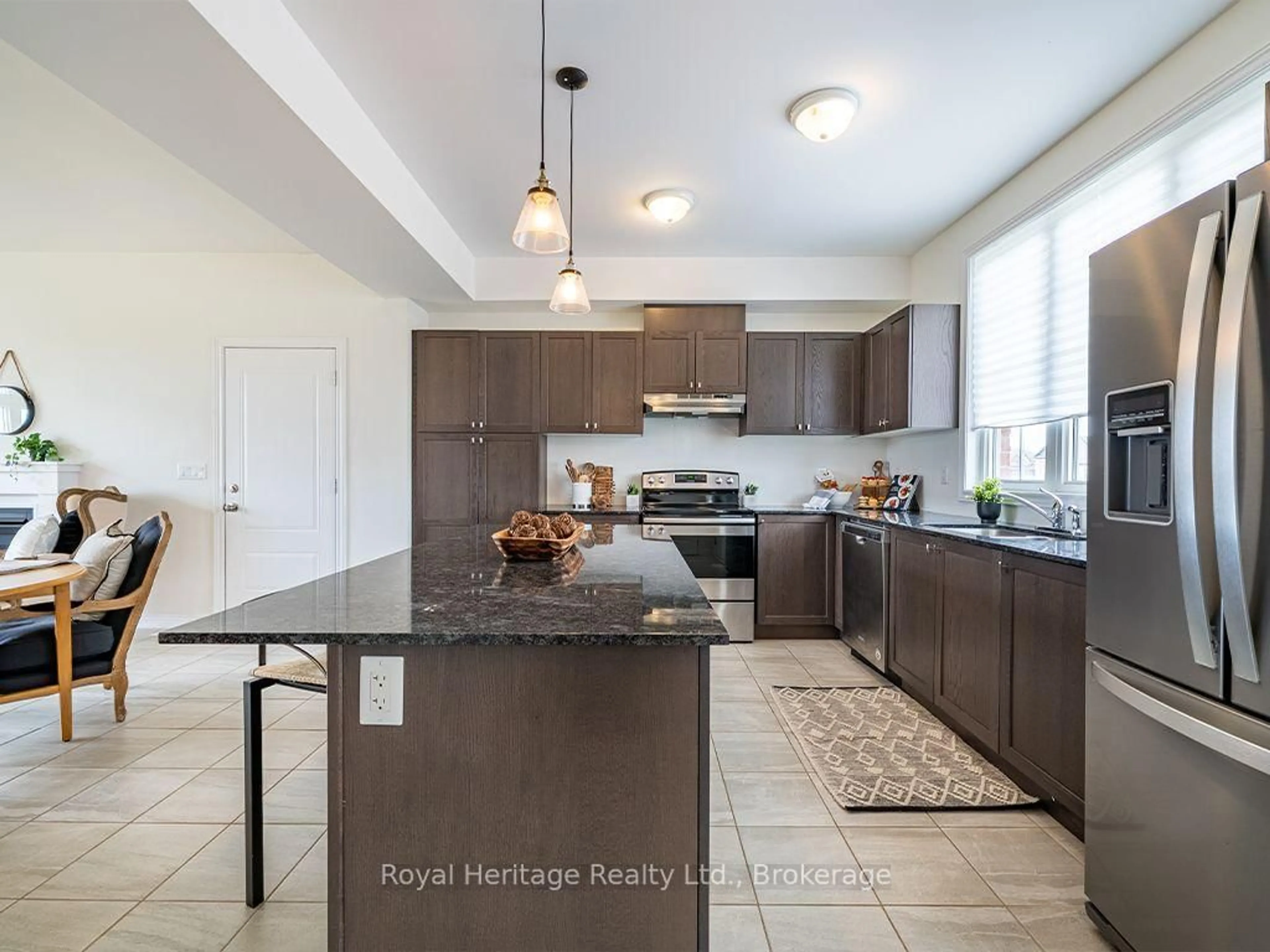 Open concept kitchen, ceramic/tile floor for 87 Summer Breeze Dr, Quinte West Ontario K0K 1L0