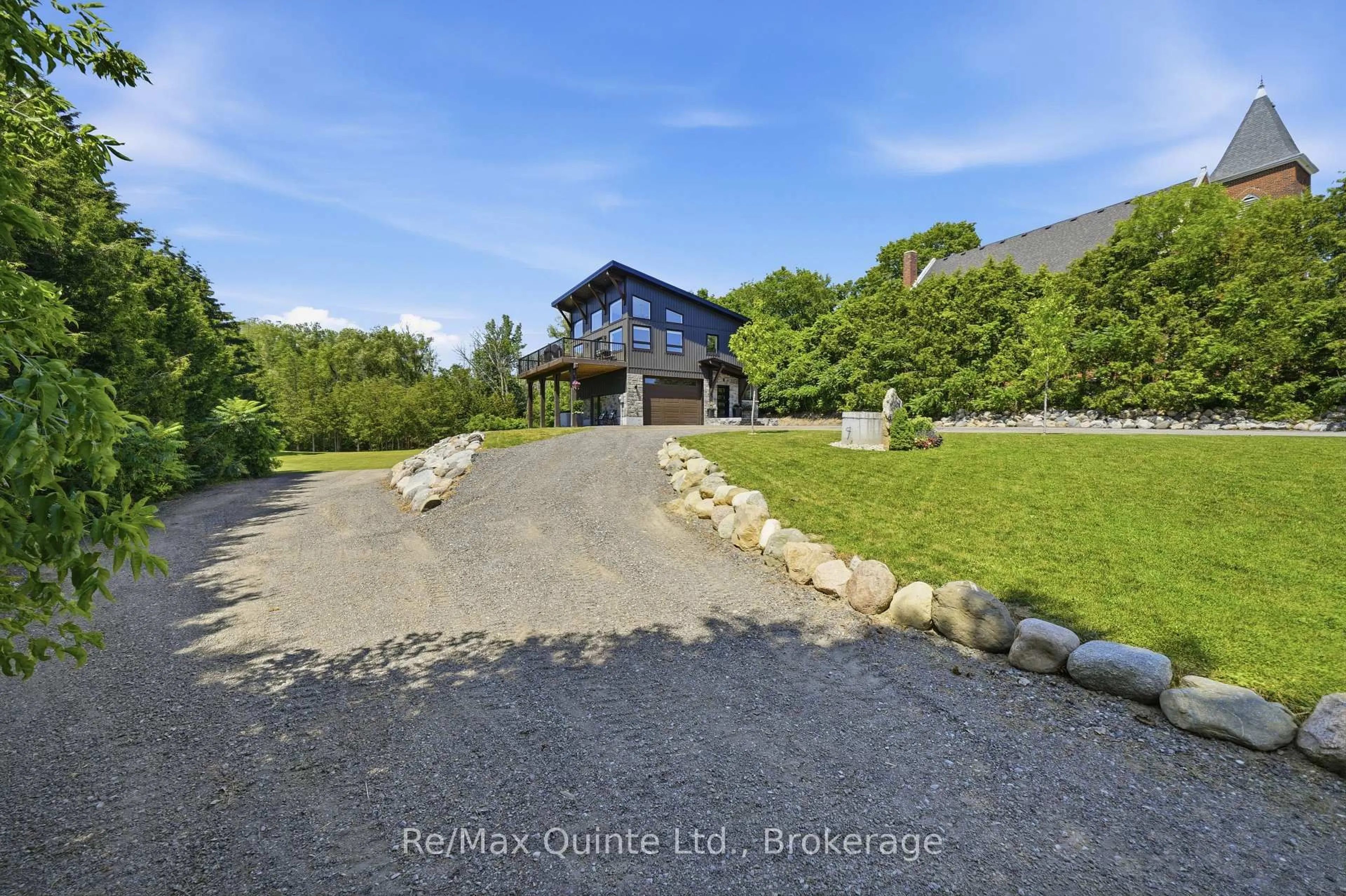 A pic from outside/outdoor area/front of a property/back of a property/a pic from drone, water/lake/river/ocean view for 868 Smith St, Brighton Ontario K0K 1H0