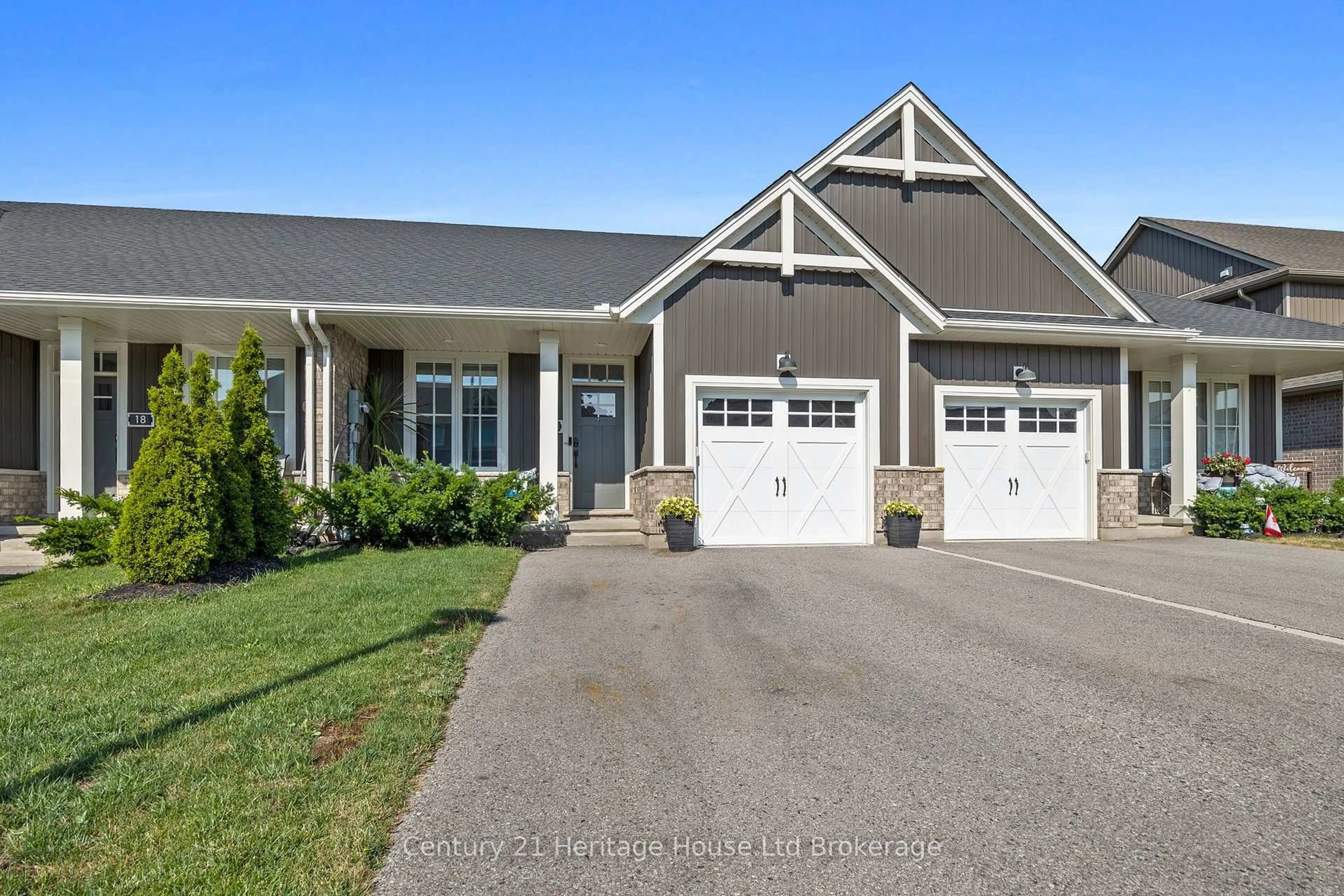 Home with vinyl exterior material, street for 16 Huntley Ave, Tillsonburg Ontario N4G 0J3