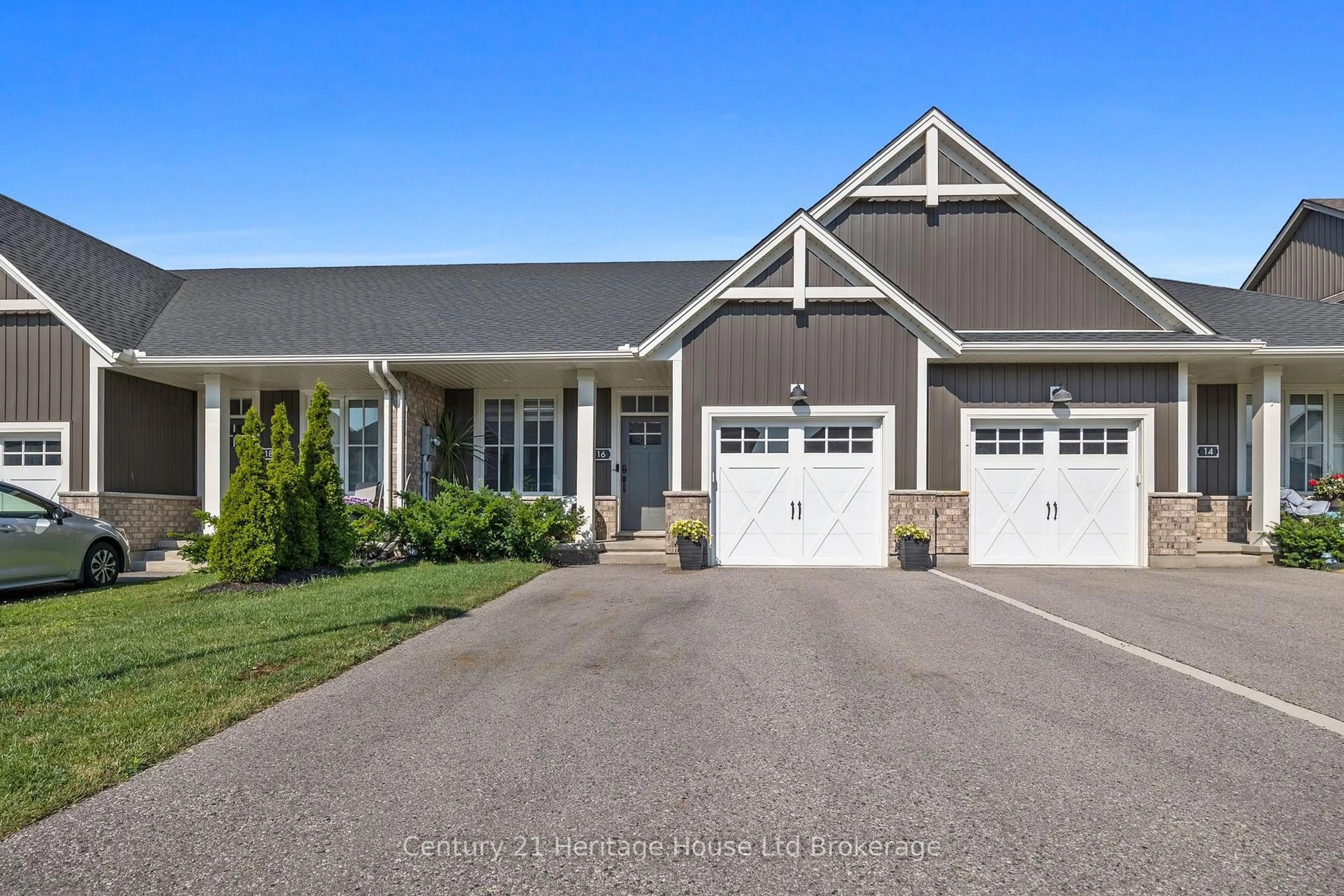 Home with vinyl exterior material, street for 16 Huntley Ave, Tillsonburg Ontario N4G 0J3