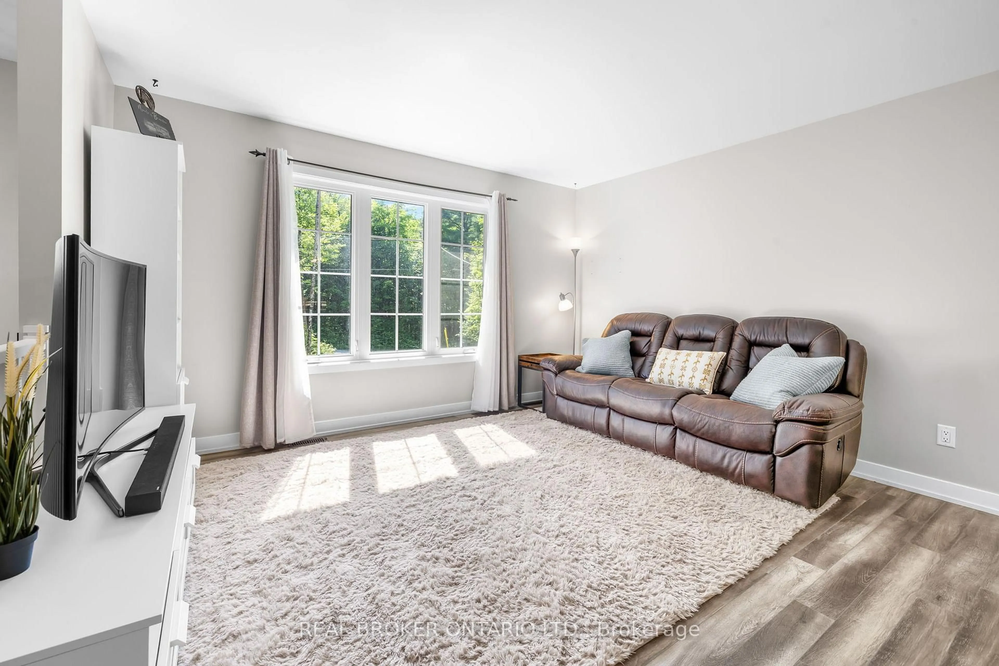 Living room with furniture, unknown for 804 Darling Rd, Clayton Ontario K0A 1P0