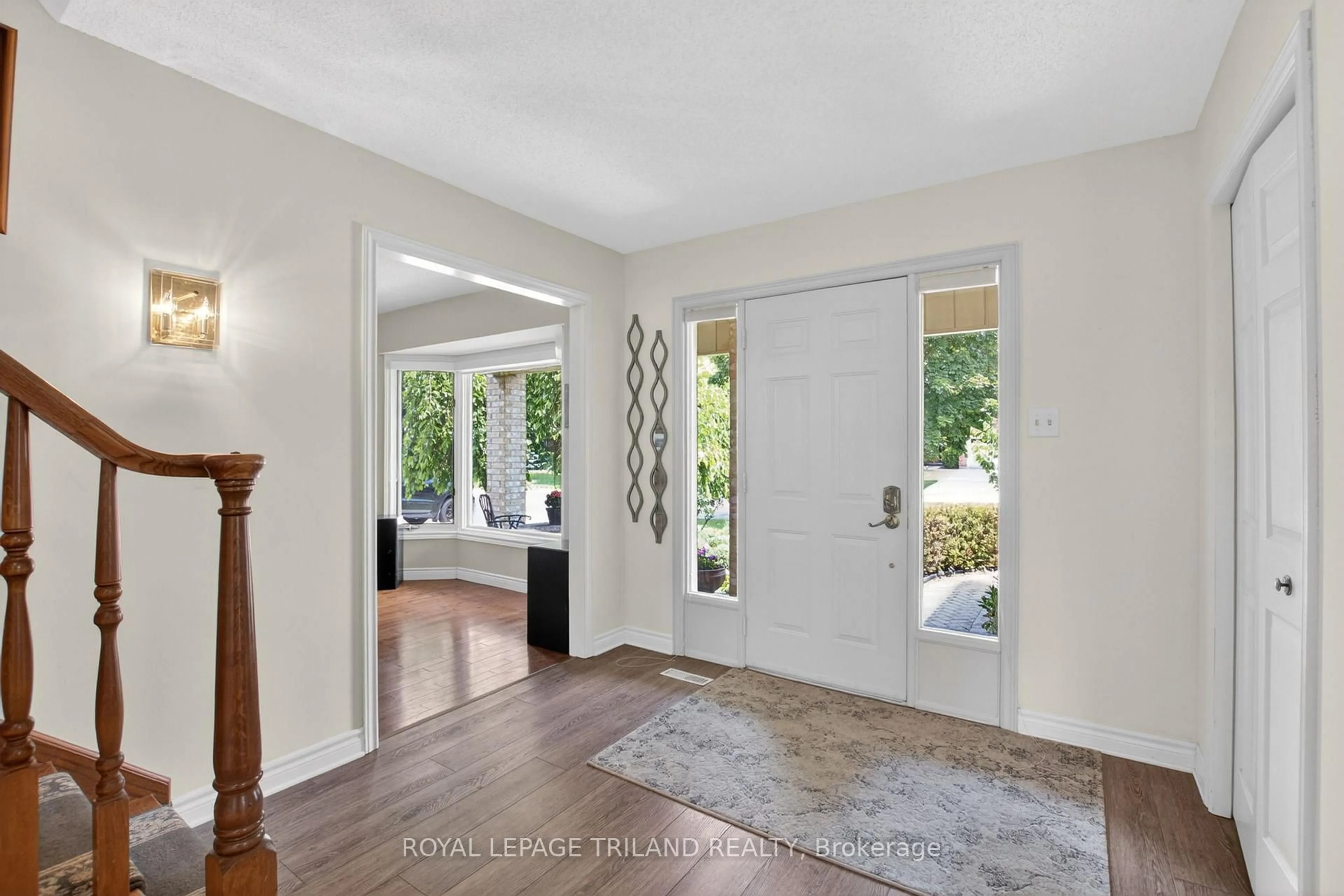 Indoor entryway for 46 Garden Walk, London South Ontario N6J 4W9