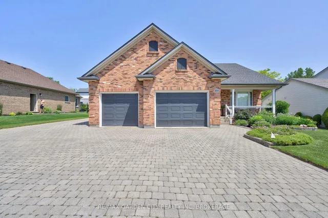 100 Thorold Rd, Welland 1