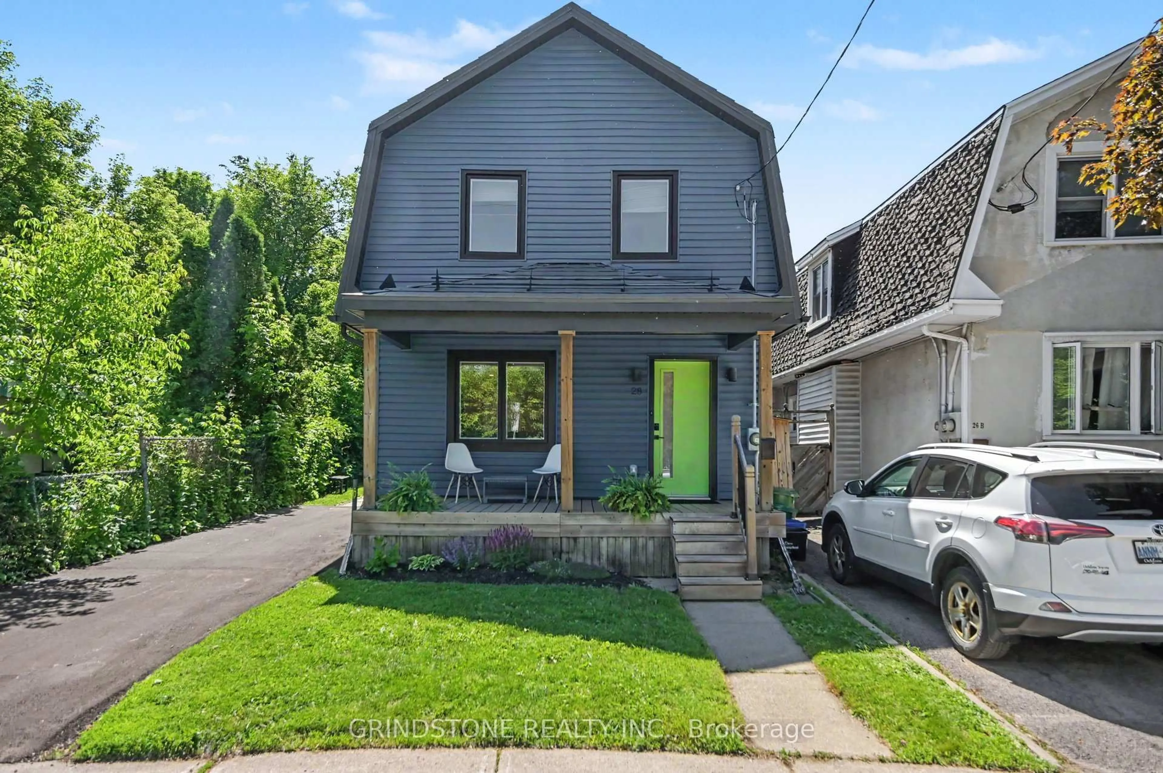Unknown for 28 Railway St, Ottawa Ontario K1S 4N9