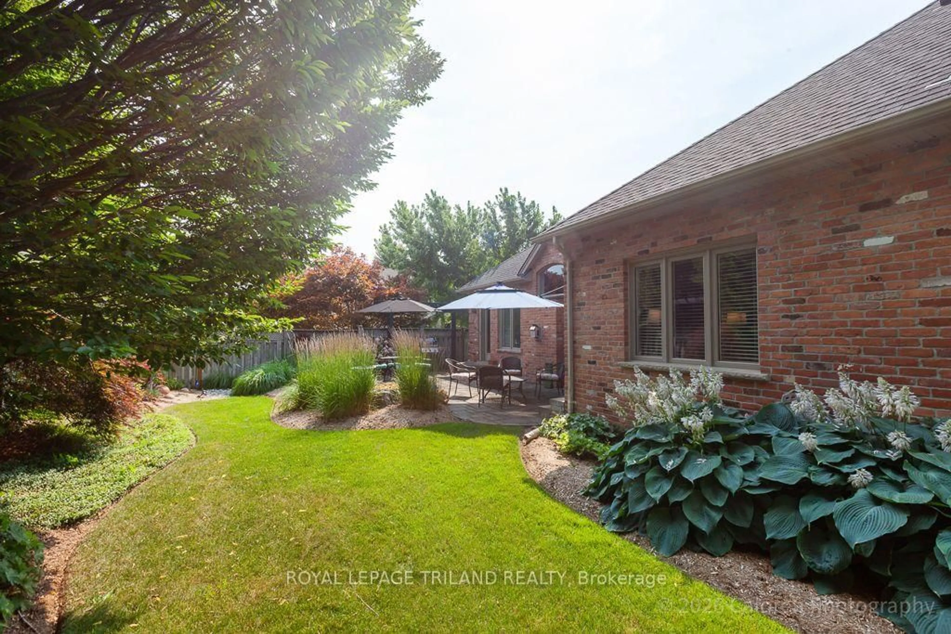 Patio, unknown for 321 Hartson Rd, London North Ontario N6H 5C2