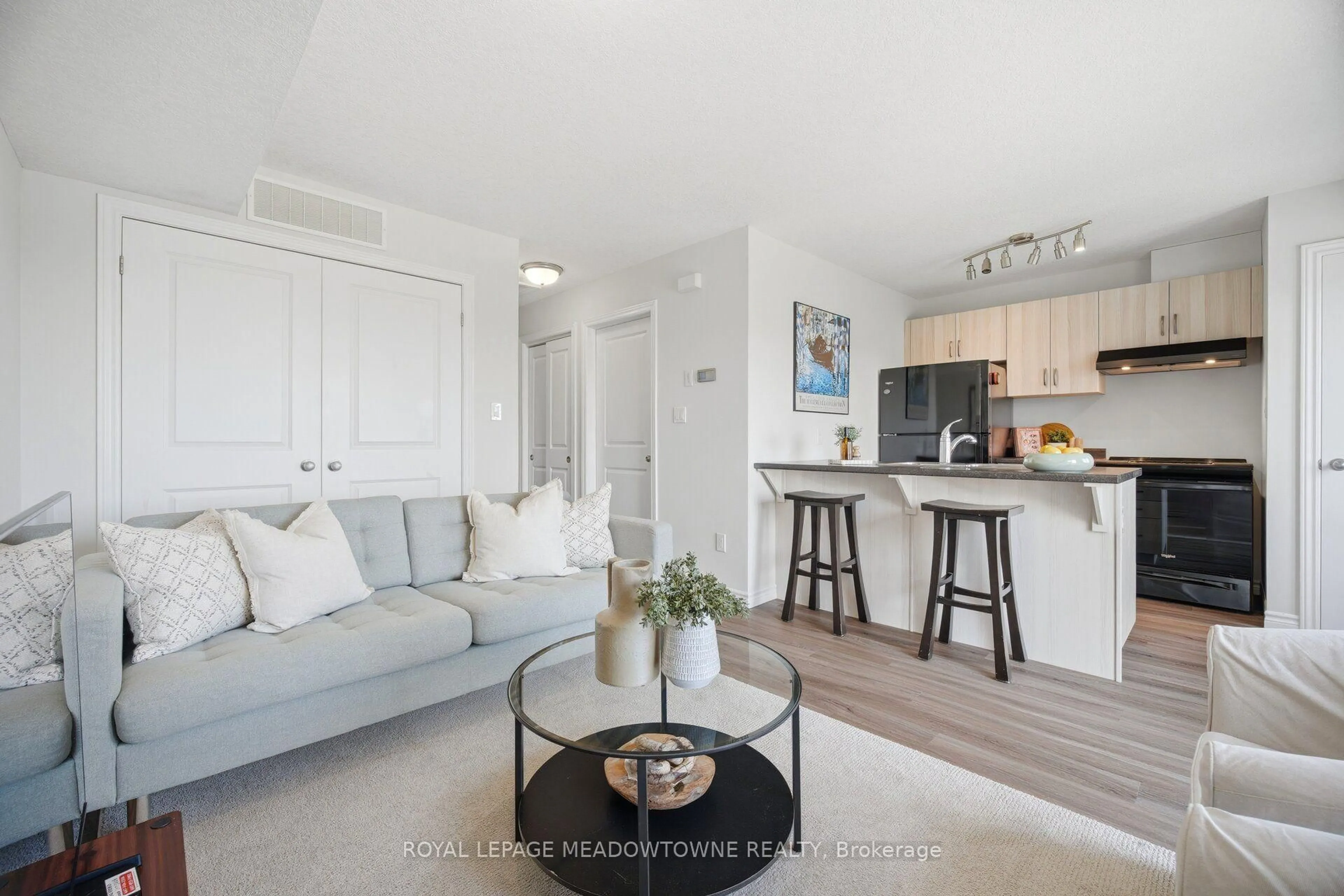 Living room with furniture, unknown for 7 Cityview Dr #207, Guelph Ontario N1E 0R1