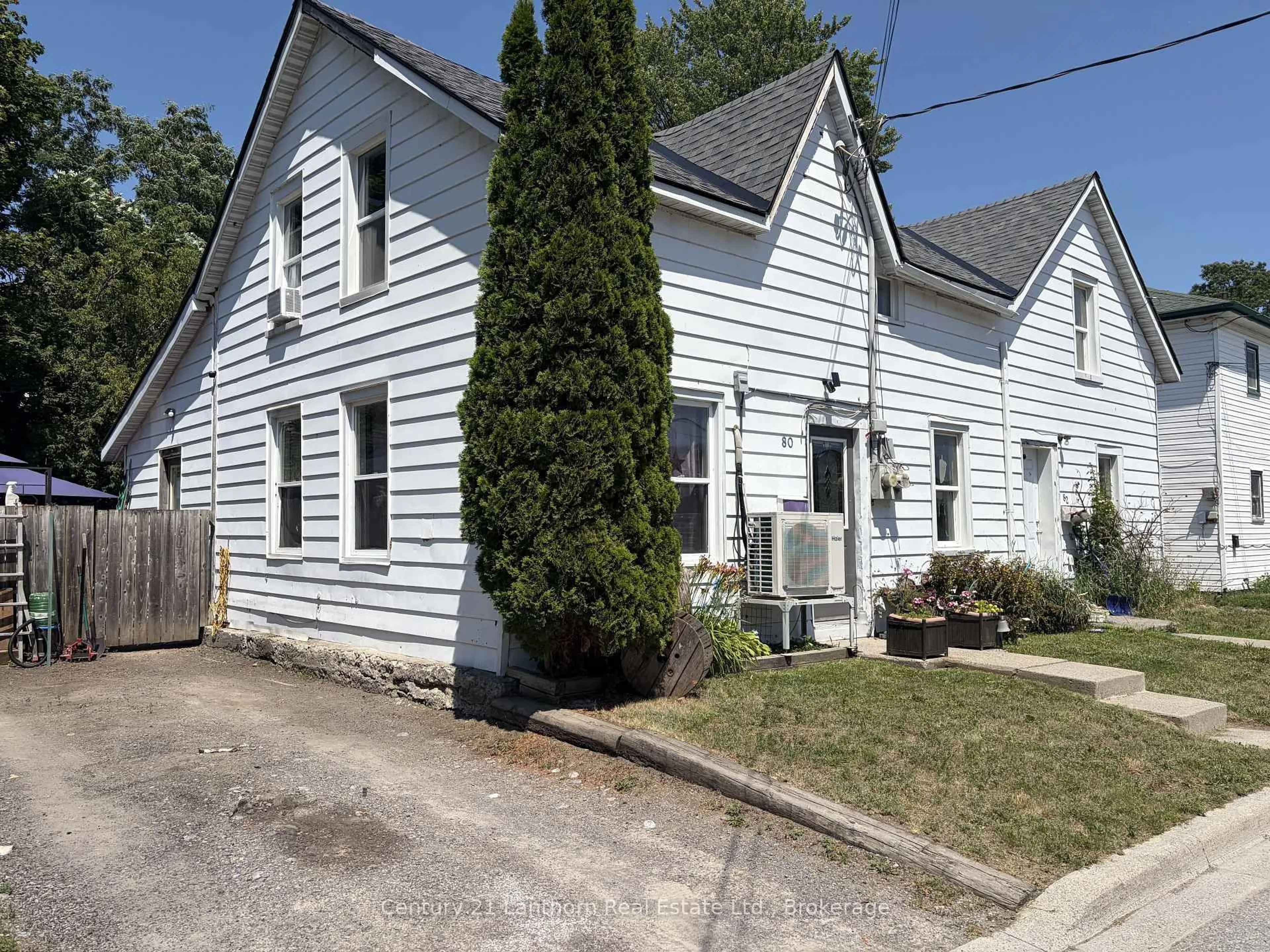 Home with vinyl exterior material, street for 80-82 John St, Quinte West Ontario K8V 1K1