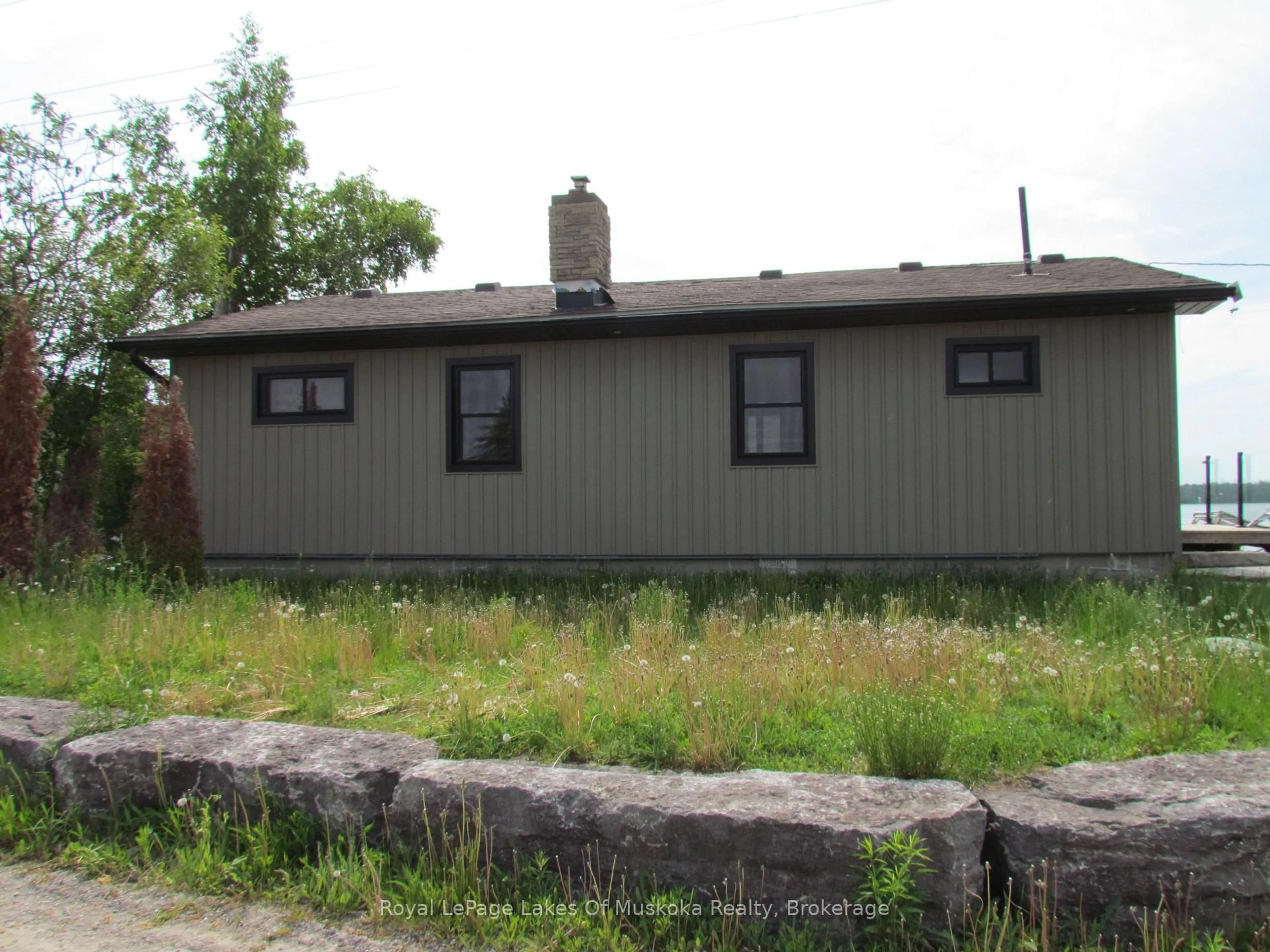 Shed for 173 Fells Point Rd, Kawartha Lakes Ontario K0M 1N0
