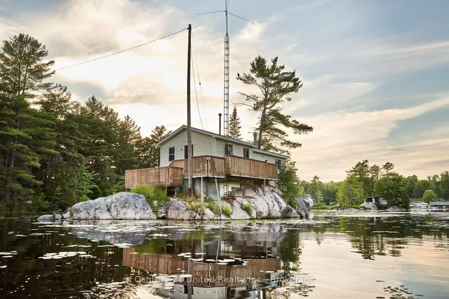 3402 Island 340, Trent Lakes