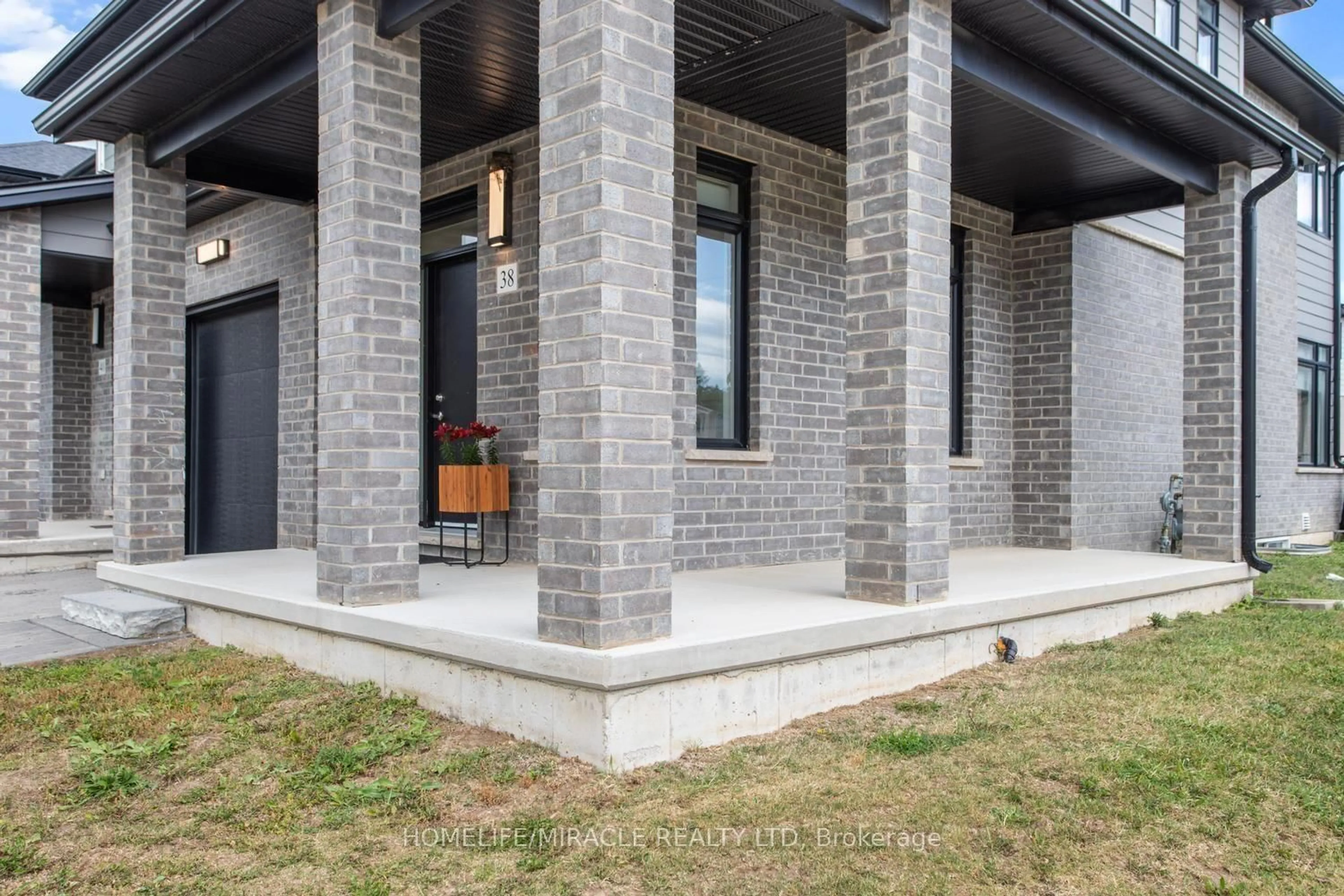 Home with brick exterior material, unknown for 3635 Southbridge Ave #38, London South Ontario N6L 0G8
