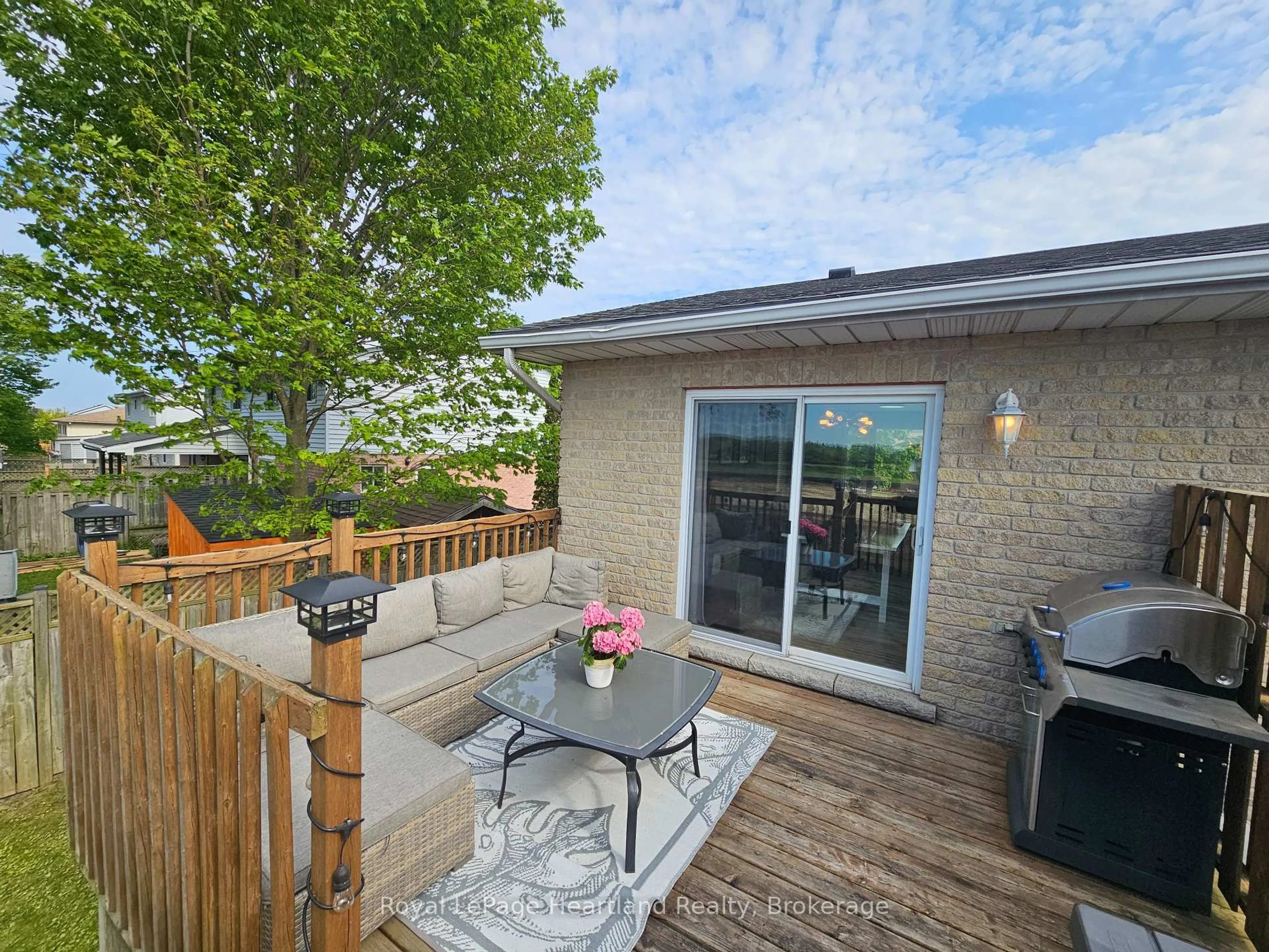 Patio, unknown for 25 Lee Cres, Goderich Ontario N7A 4L3