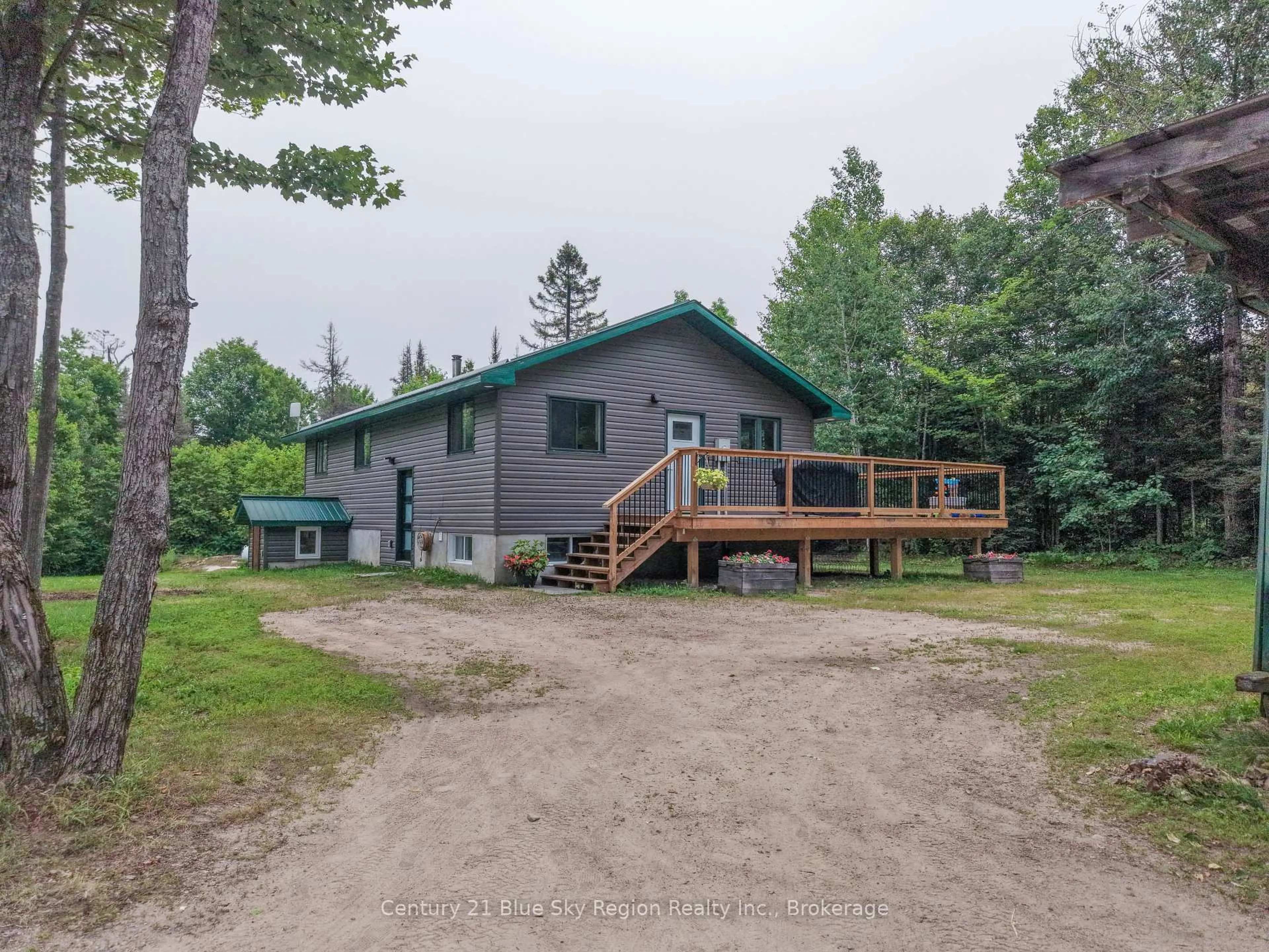 A pic from outside/outdoor area/front of a property/back of a property/a pic from drone, unknown for 887 Development Rd, Bonfield Ontario P0H 2E0