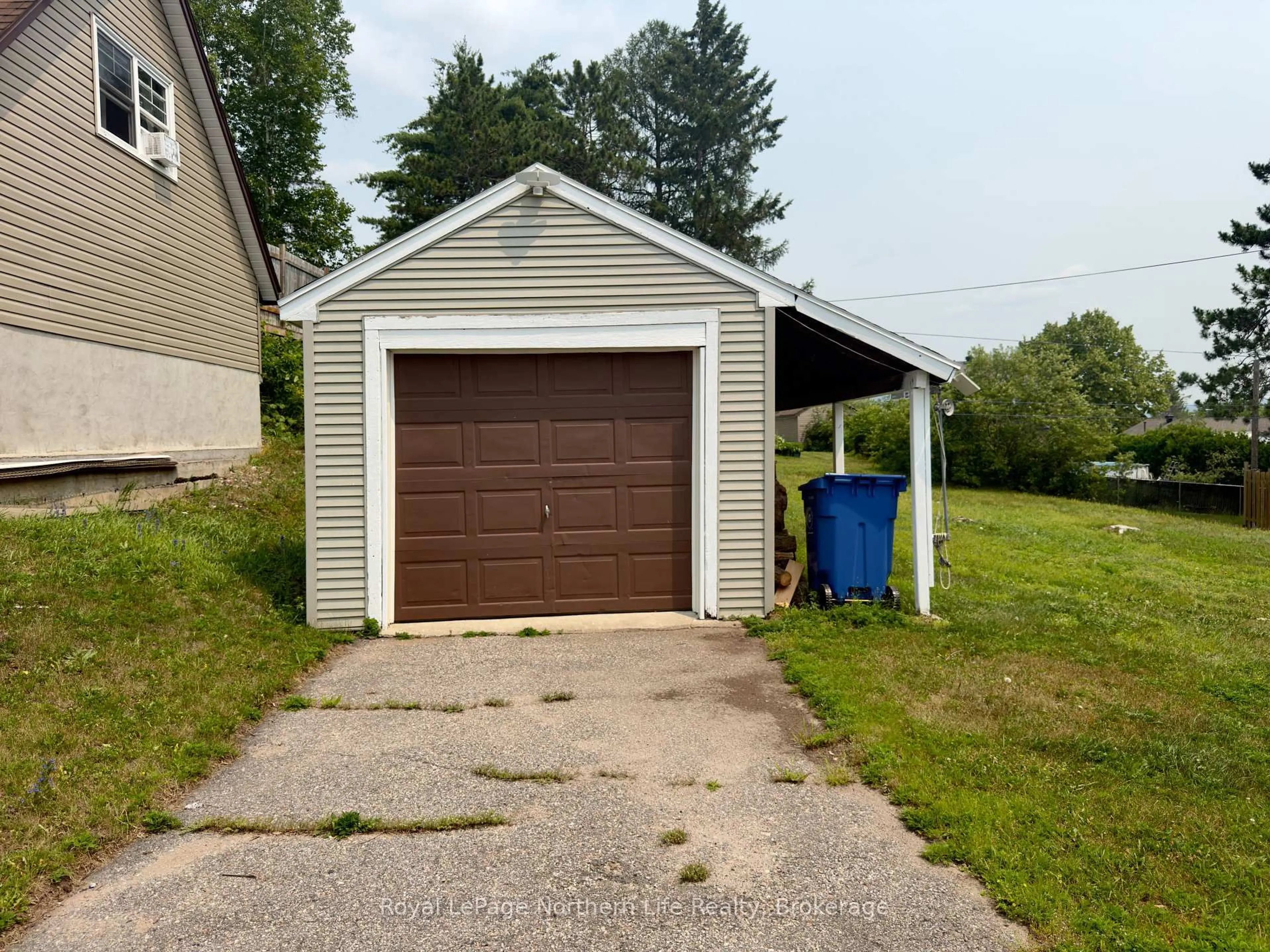 Shed for 331 Eight St, Mattawa Ontario P0H 1V0