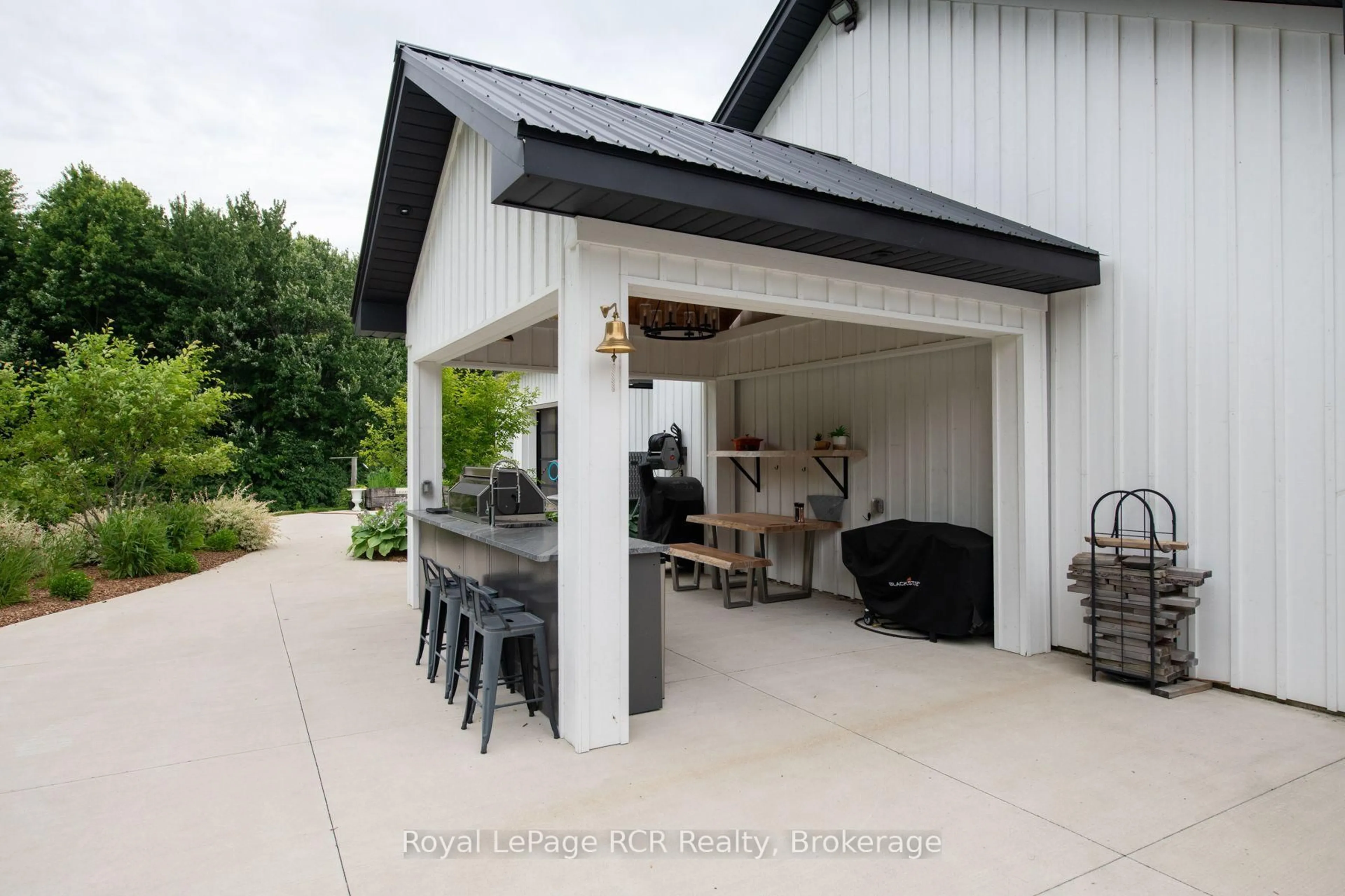 Unknown for 42085 ROAD 71 Rd, West Grey Ontario N0G 2L0
