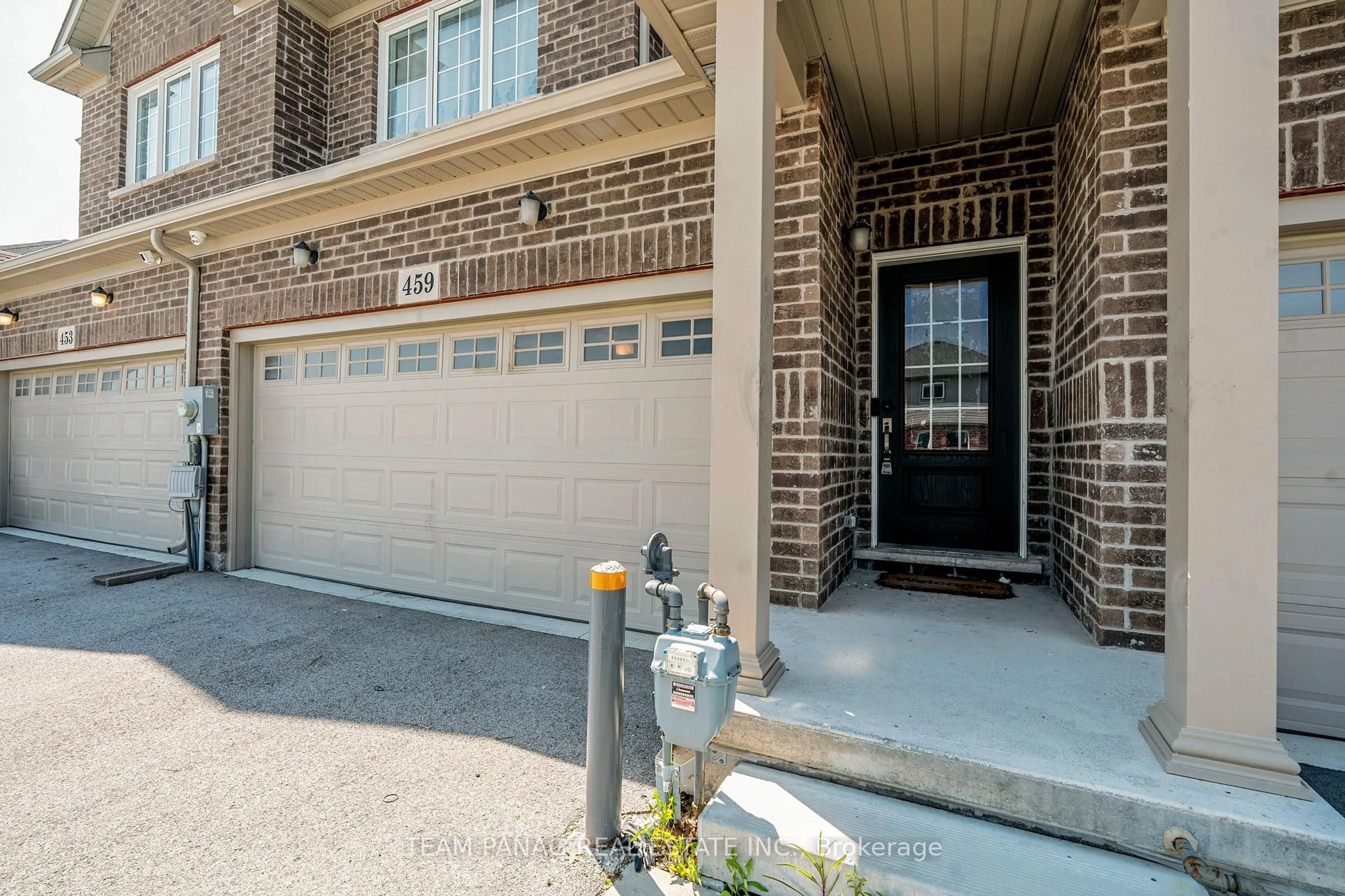 Home with brick exterior material, street for 459 Julia Dr, Welland Ontario L3C 0E7